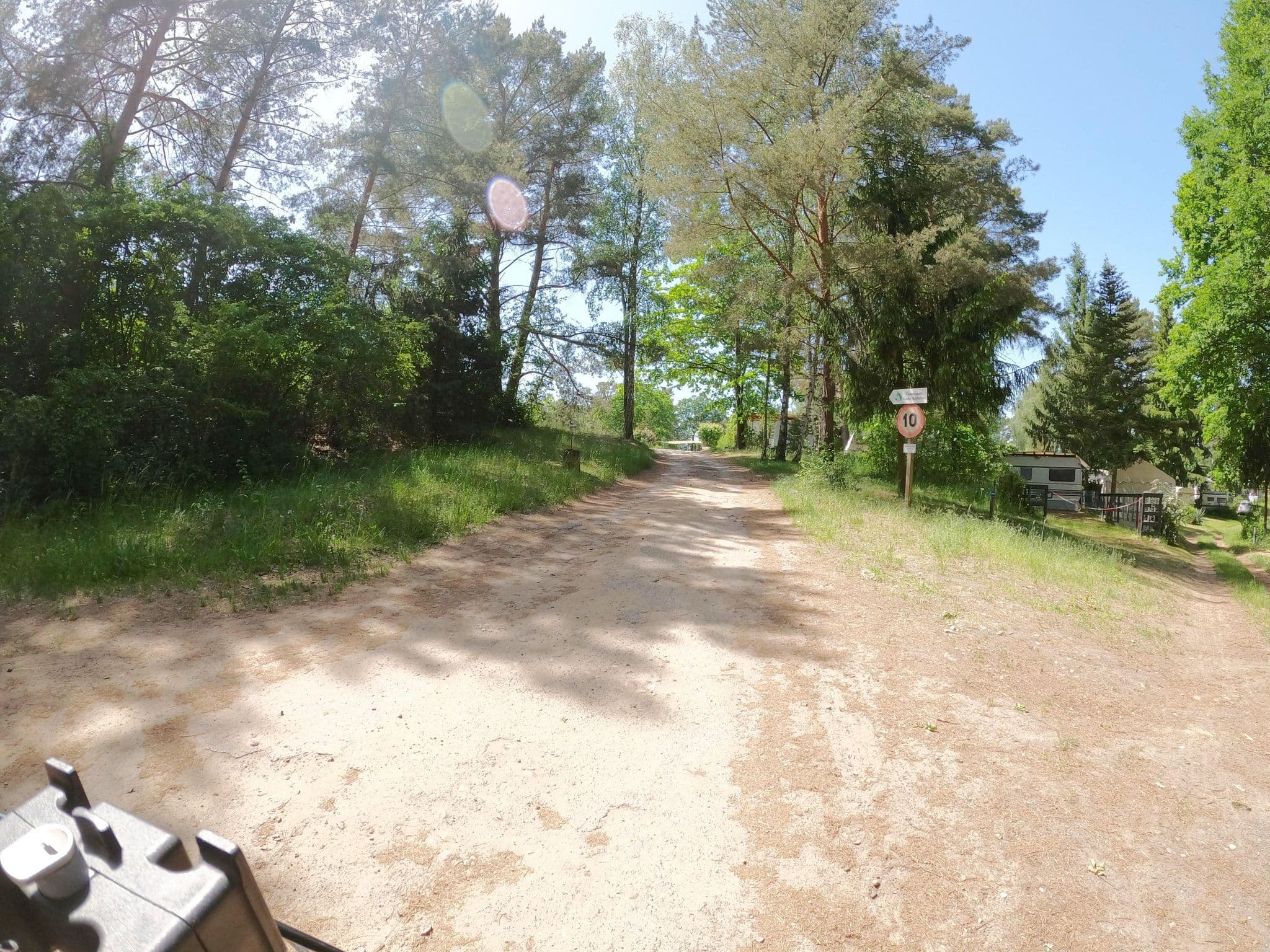 Street view near Campingpark Großer Klobichsee e.V., Waldsieversdorf — © macsico (CC BY-SA · Mapillary)