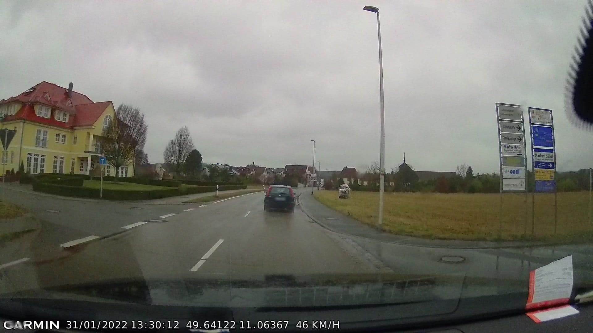 Street view near Hotel Bachwiesen, Langensendelbach — © curtisnewton (CC BY-SA · Mapillary)