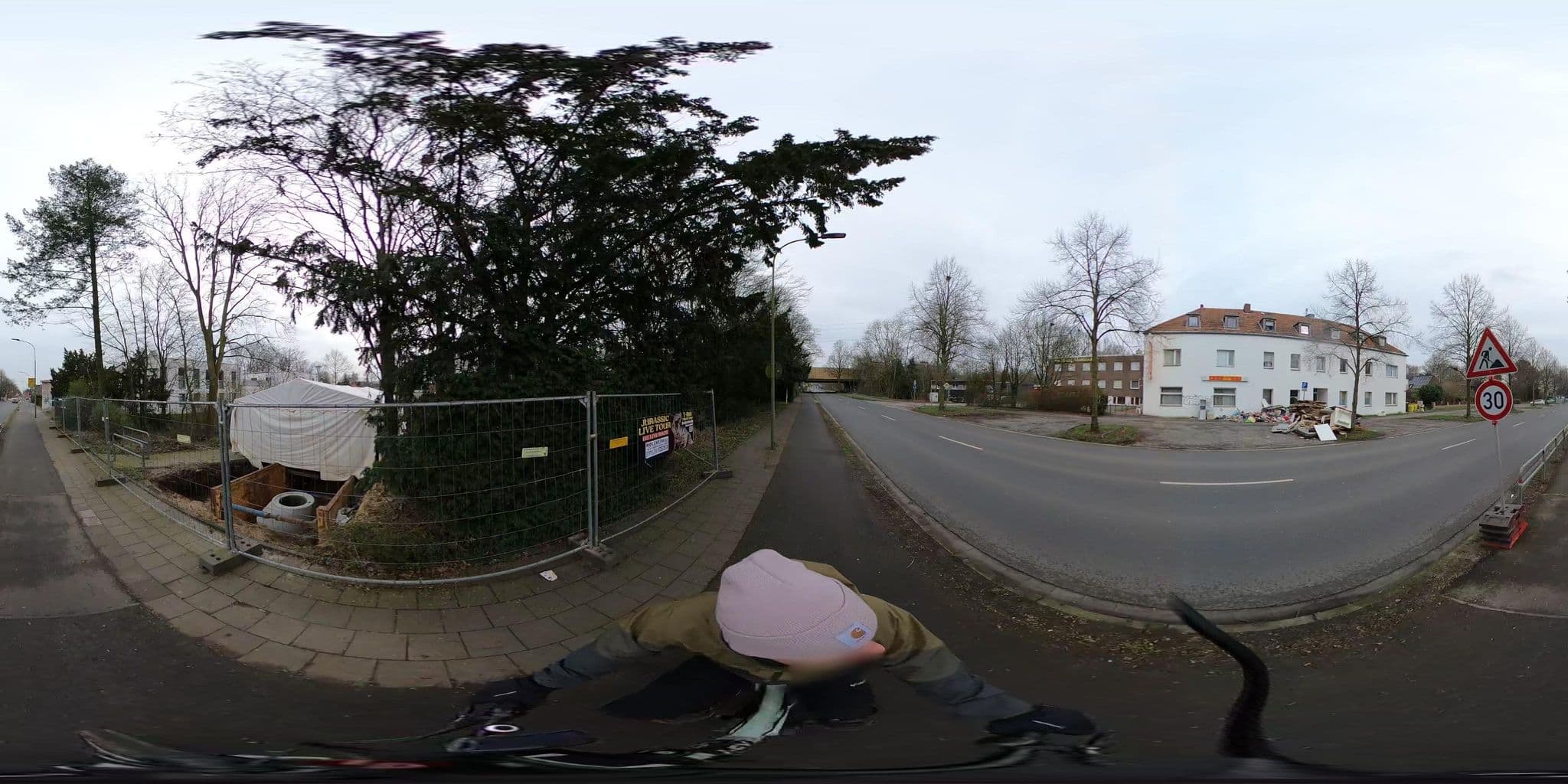 Street view near Hotel Marienhof, Neuss — © VIA_DT (CC BY-SA · Mapillary)