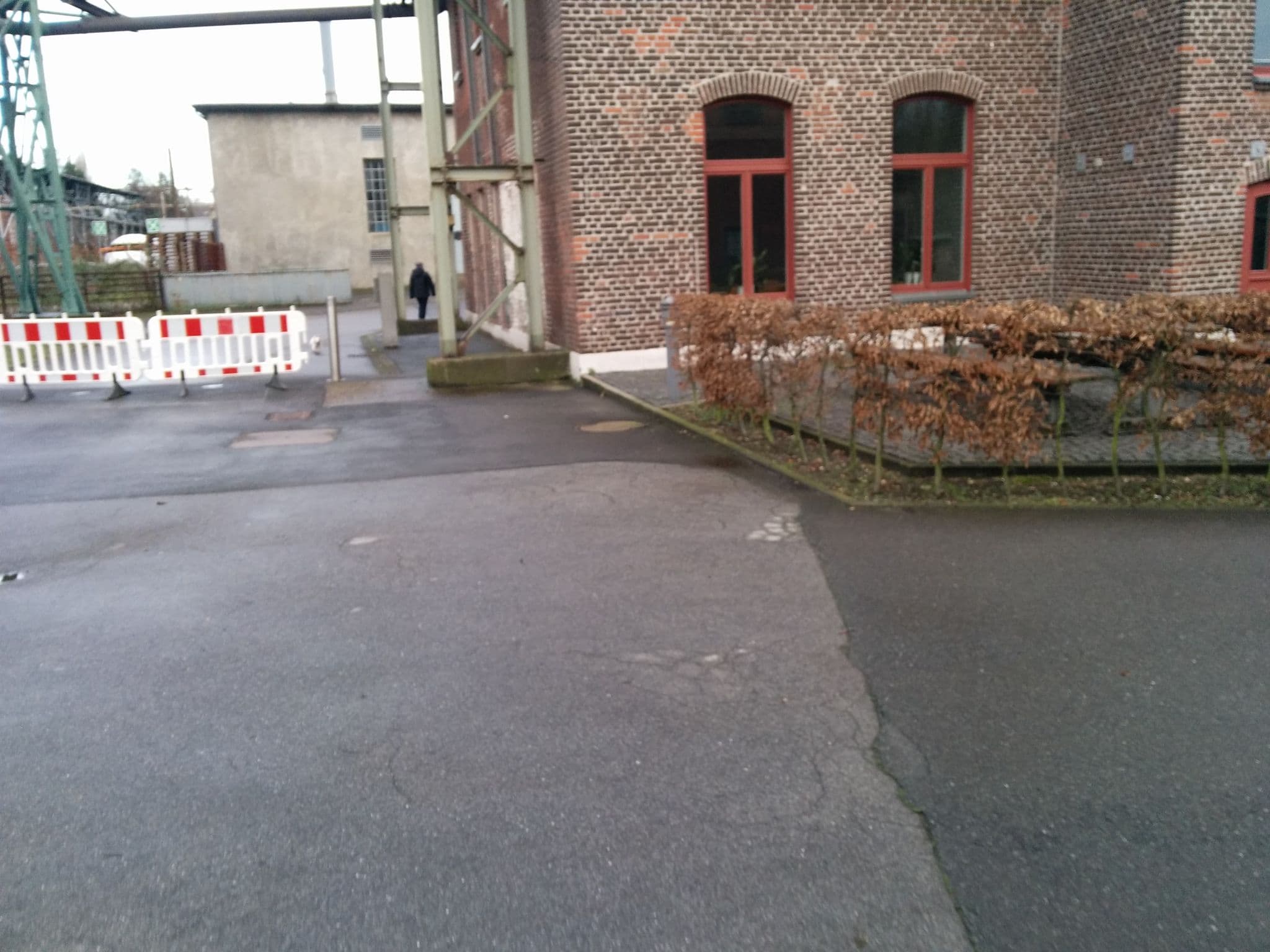 Street view near DJH Jugendherberge Duisburg Landschaftspark für Industriekultur, Meiderich — © cfbolz (CC BY-SA · Mapillary)
