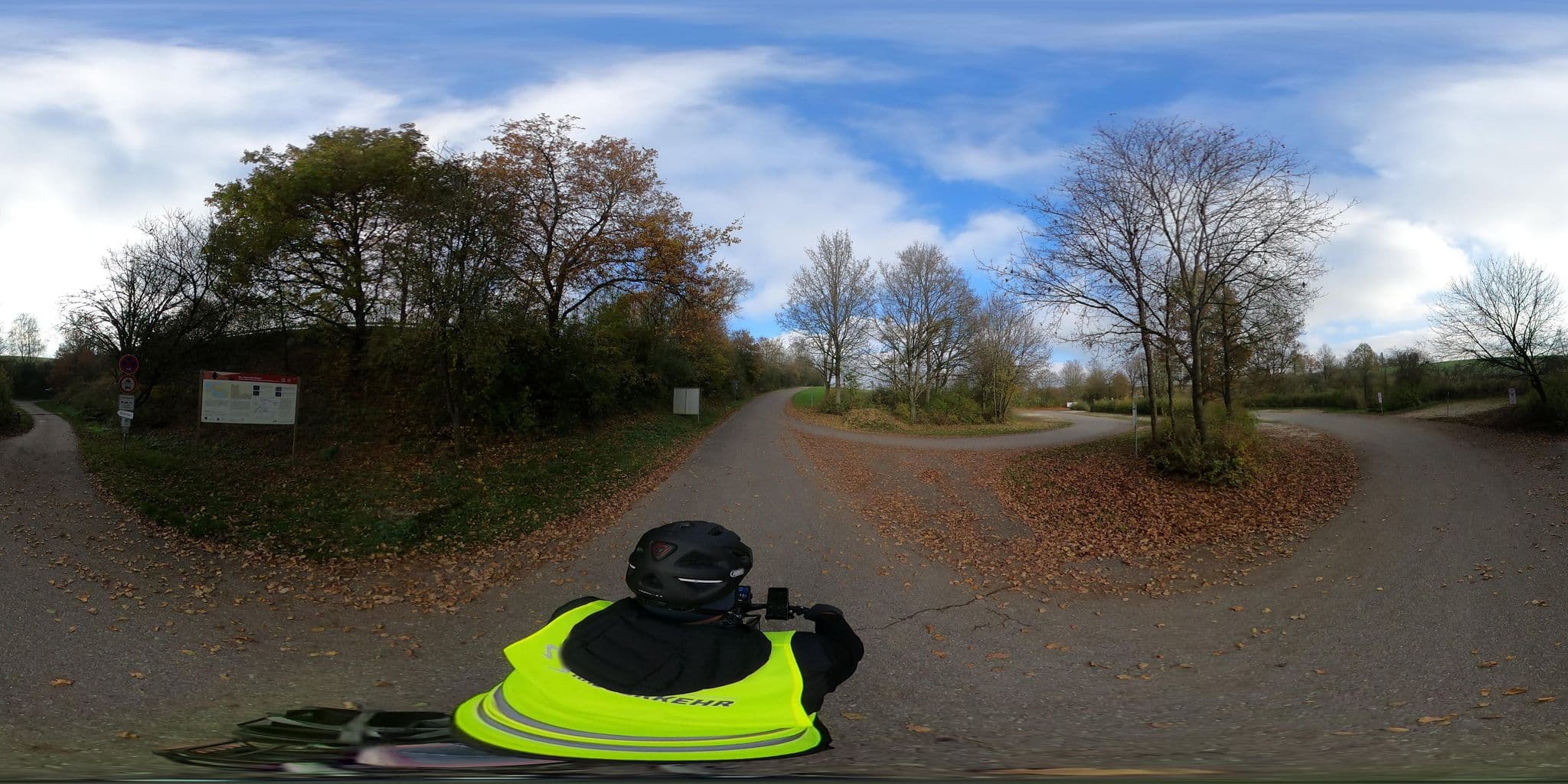 Street view near Wohnmobilstellplatz Bucher Stausee, Hüttlingen — © RadNETZ (CC BY-SA · Mapillary)