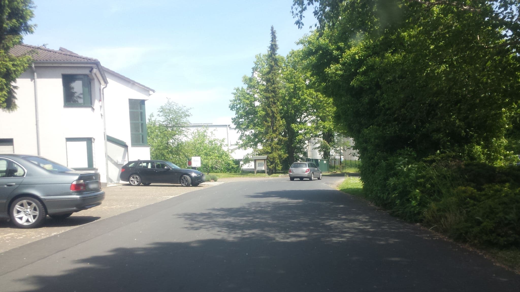 Street view near Luxstay, Karben — © wegavision (CC BY-SA · Mapillary)