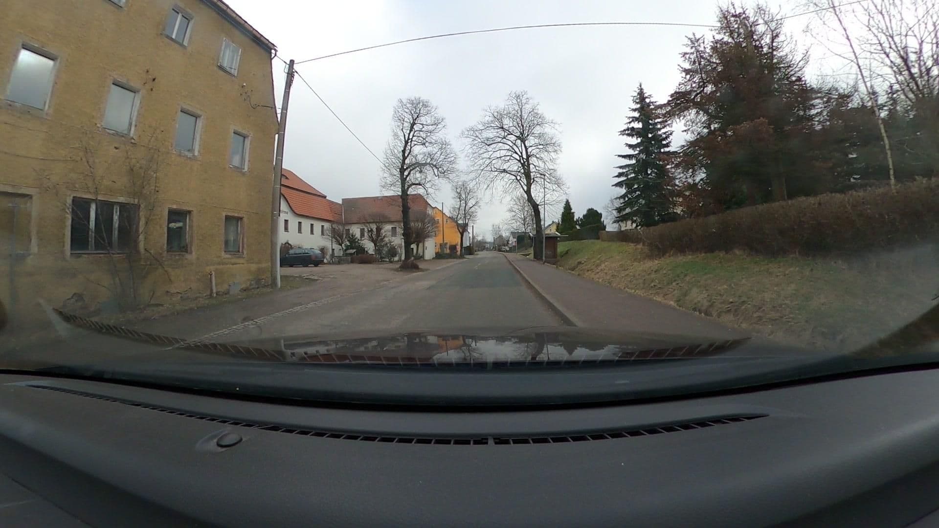 Street view near Landhotel Kleinschirma, Oberschöna — © LuisaFMBE (CC BY-SA · Mapillary)