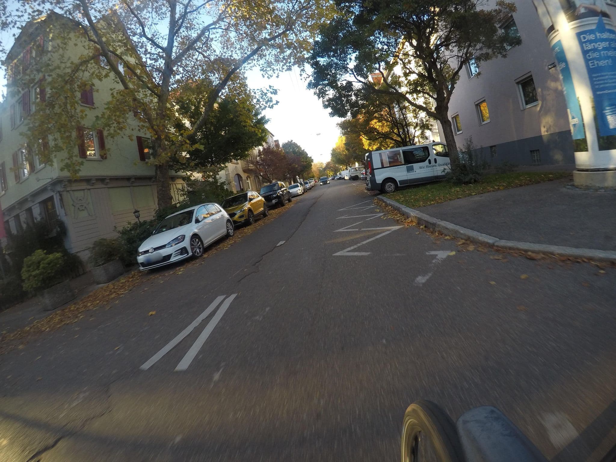 Street view near Krehl's Linde, Stuttgart-Ost — © mfa (CC BY-SA · Mapillary)
