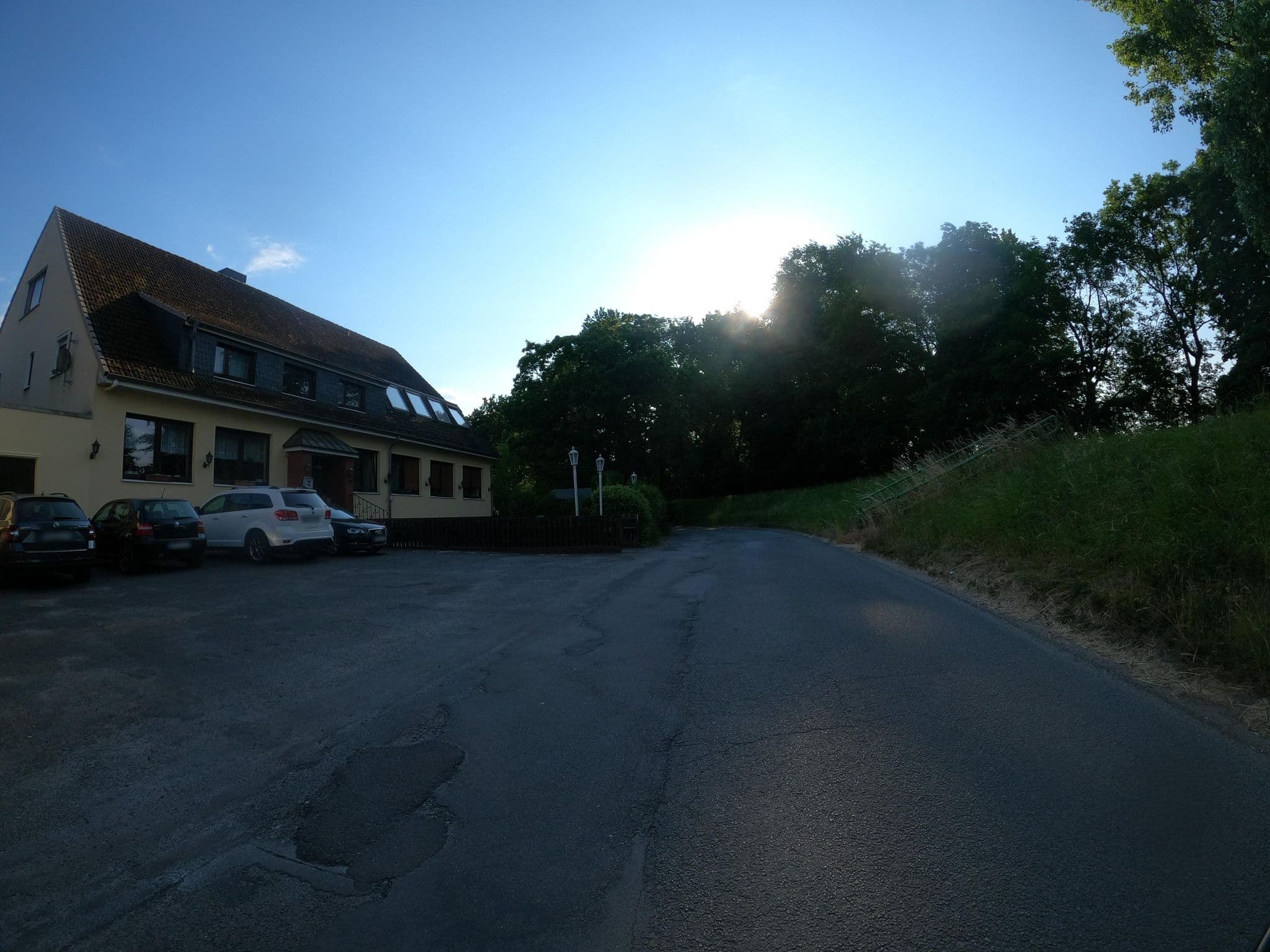 Street view near Zimmervermietung Kutschka, Burglesum — © VIA_KK (CC BY-SA · Mapillary)