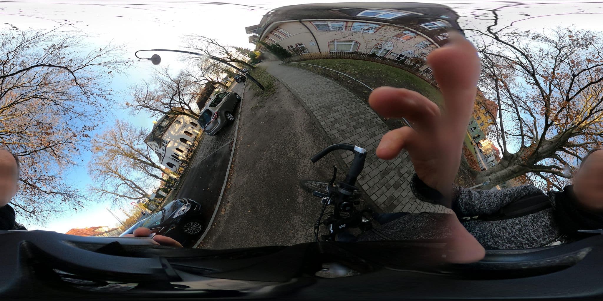 Street view near Andersen Hotel, Birkenwerder — © Birken_Liege (CC BY-SA · Mapillary)