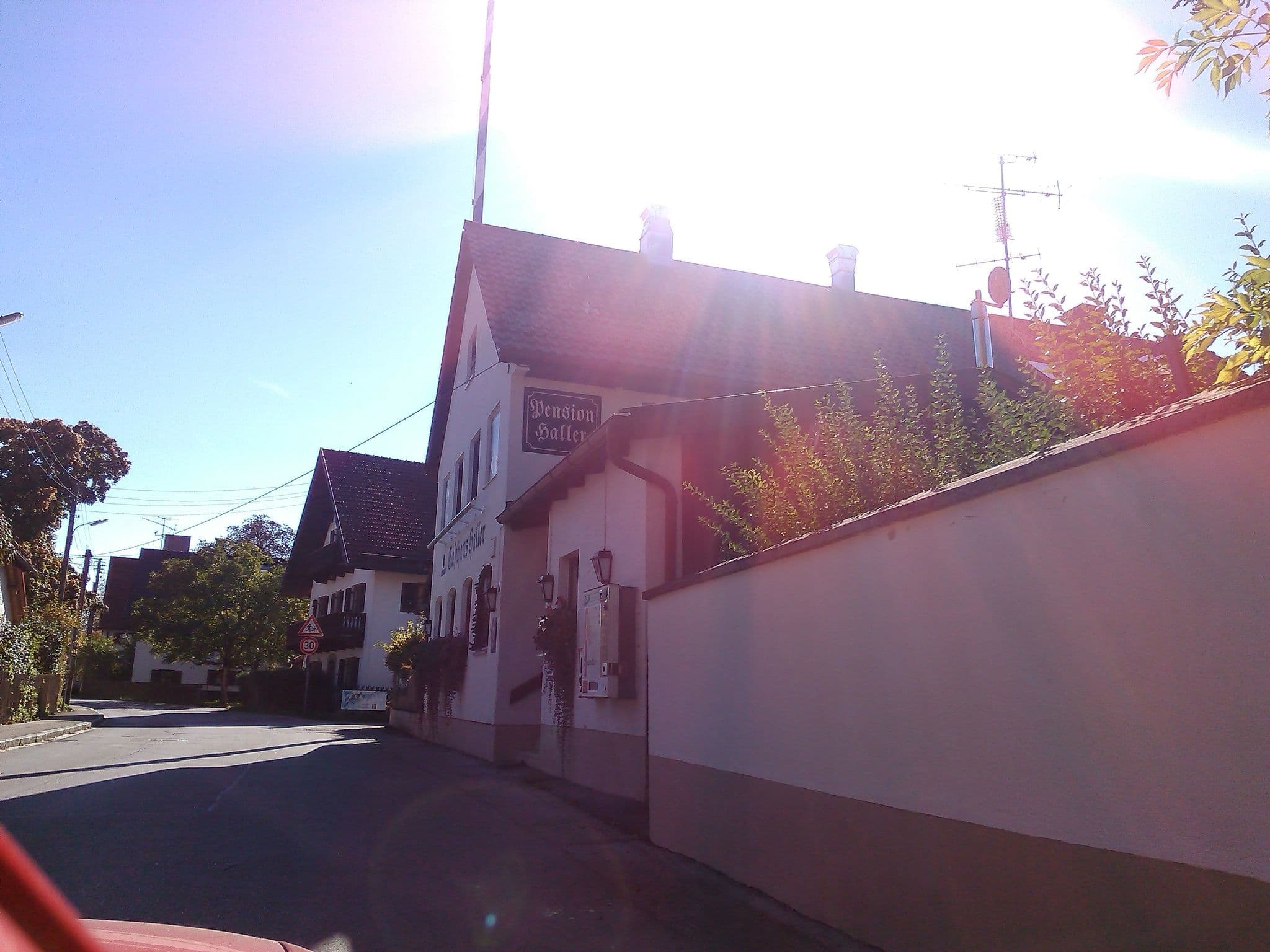 Street view near Landgasthof Haller, Gauting — © maturion (CC BY-SA · Mapillary)