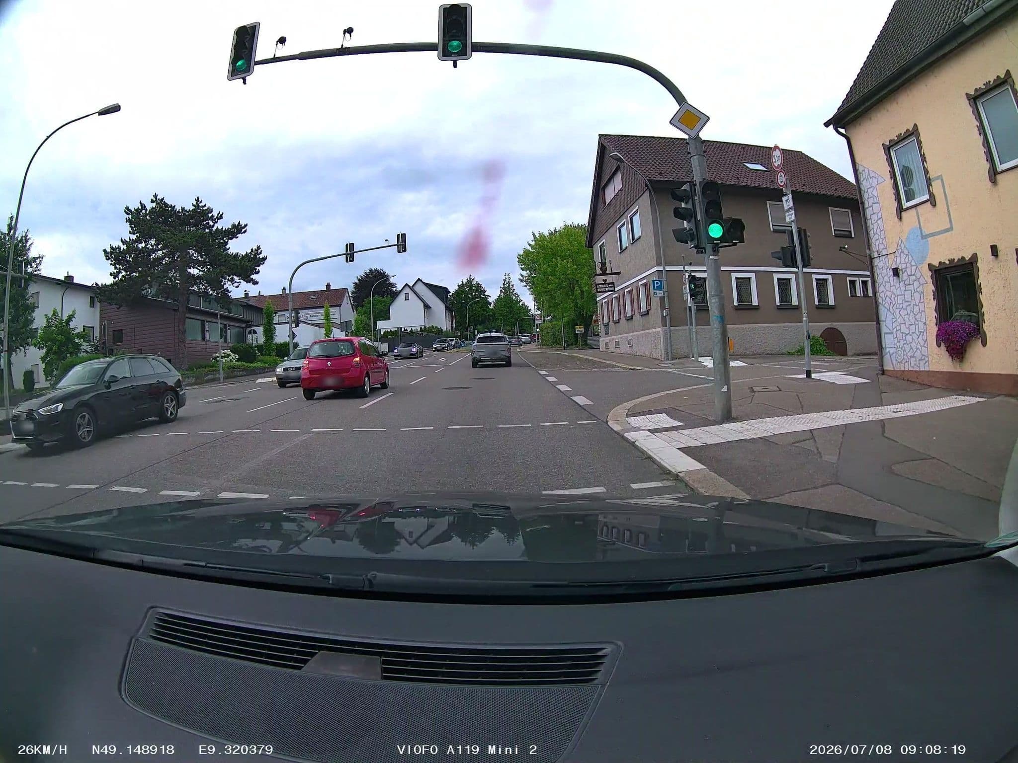 Street view near Zur Güldenen Krone, Ellhofen — © soulcover (CC BY-SA · Mapillary)