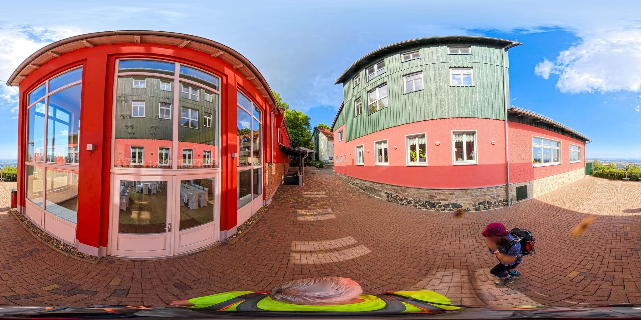 Street view near Berghotel Rosstrappe, Thale — © Hol_Ger (CC BY-SA · Mapillary)
