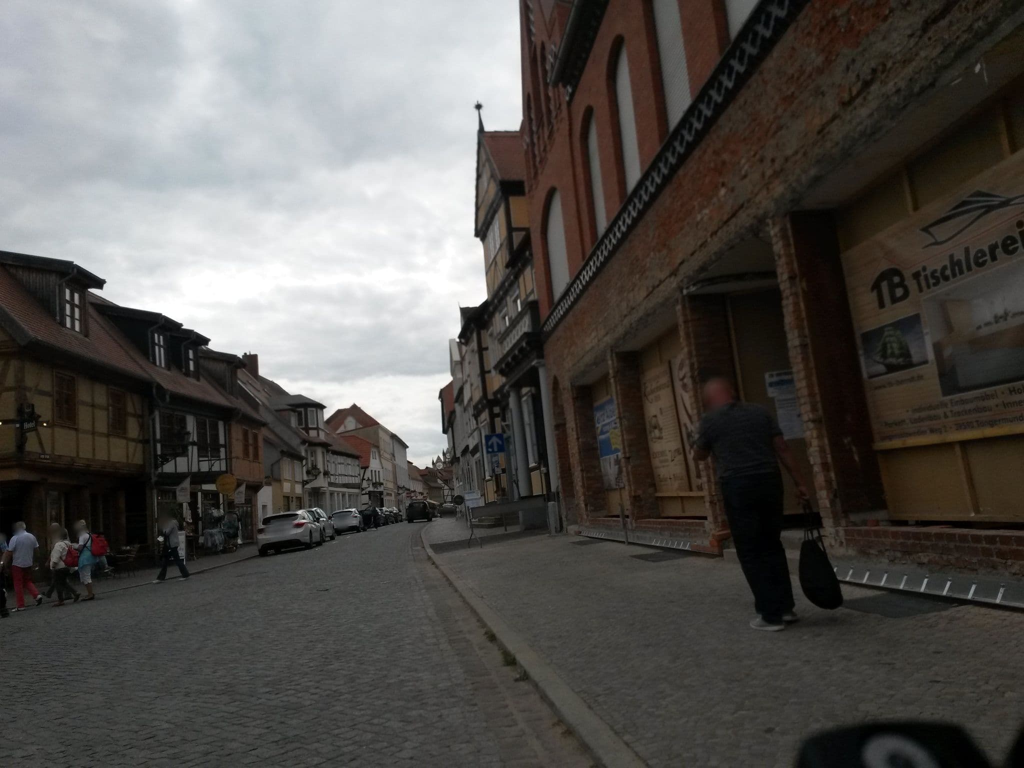 Street view near Exempel-Schlafstuben, Tangermünde — © rausk (CC BY-SA · Mapillary)