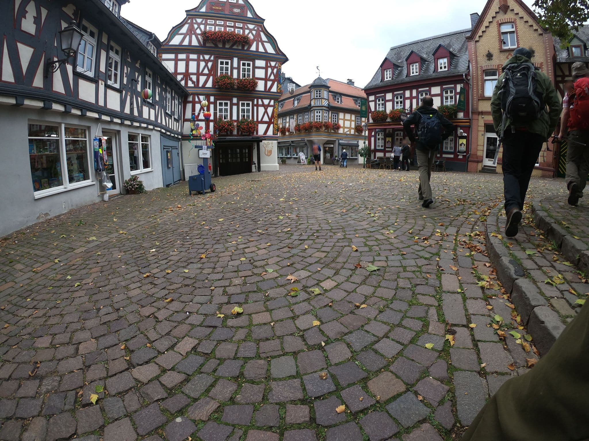 Street view near Taunushof, Idstein — © chuck (CC BY-SA · Mapillary)