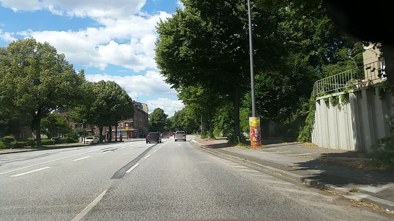 Street view near CitySuite Hamburg, Horn — © tian (CC BY-SA · Mapillary)