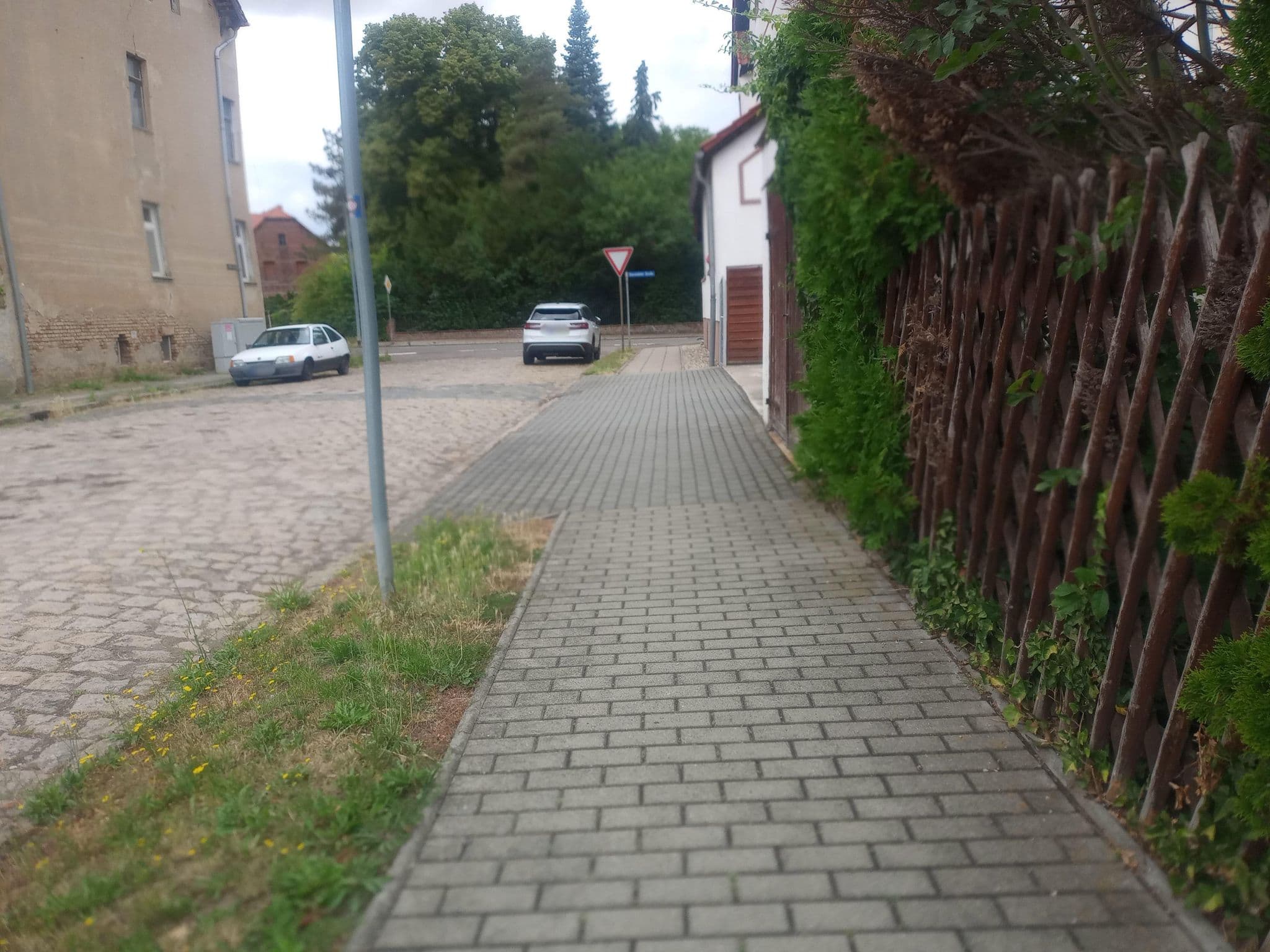 Street view near Landhaus - Fleischhauer, Lützen — © natura (CC BY-SA · Mapillary)