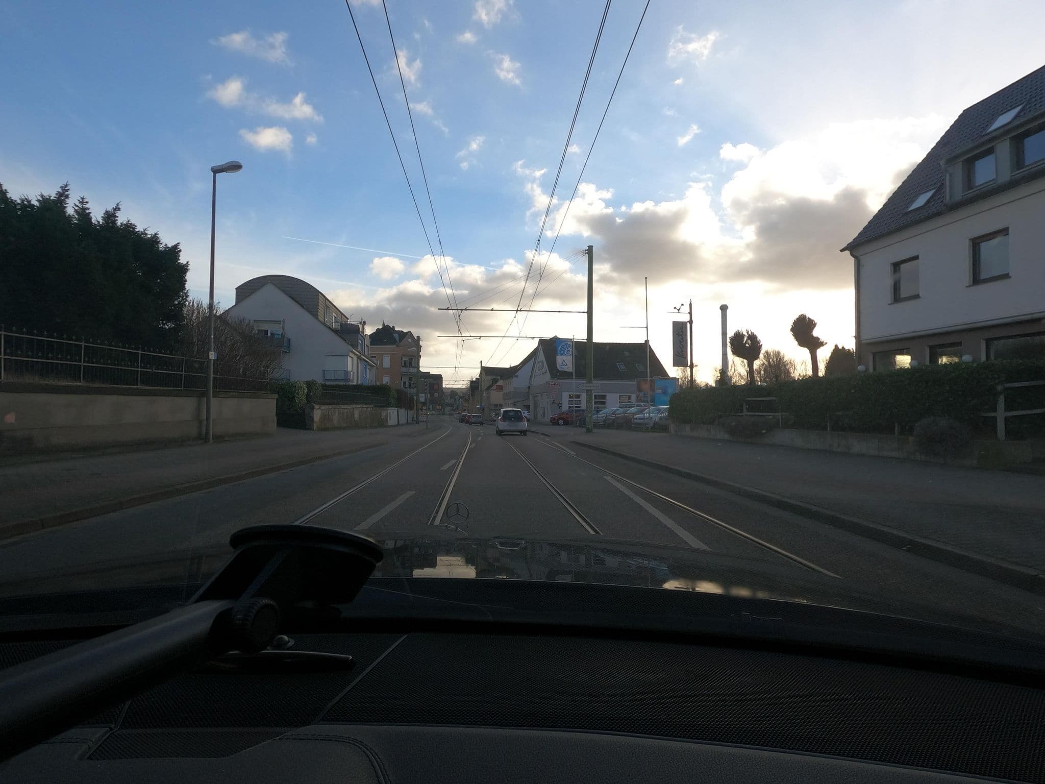 Street view near Hotel-Restaurant Kroatia, Schüren — © saschahaberkorn (CC BY-SA · Mapillary)