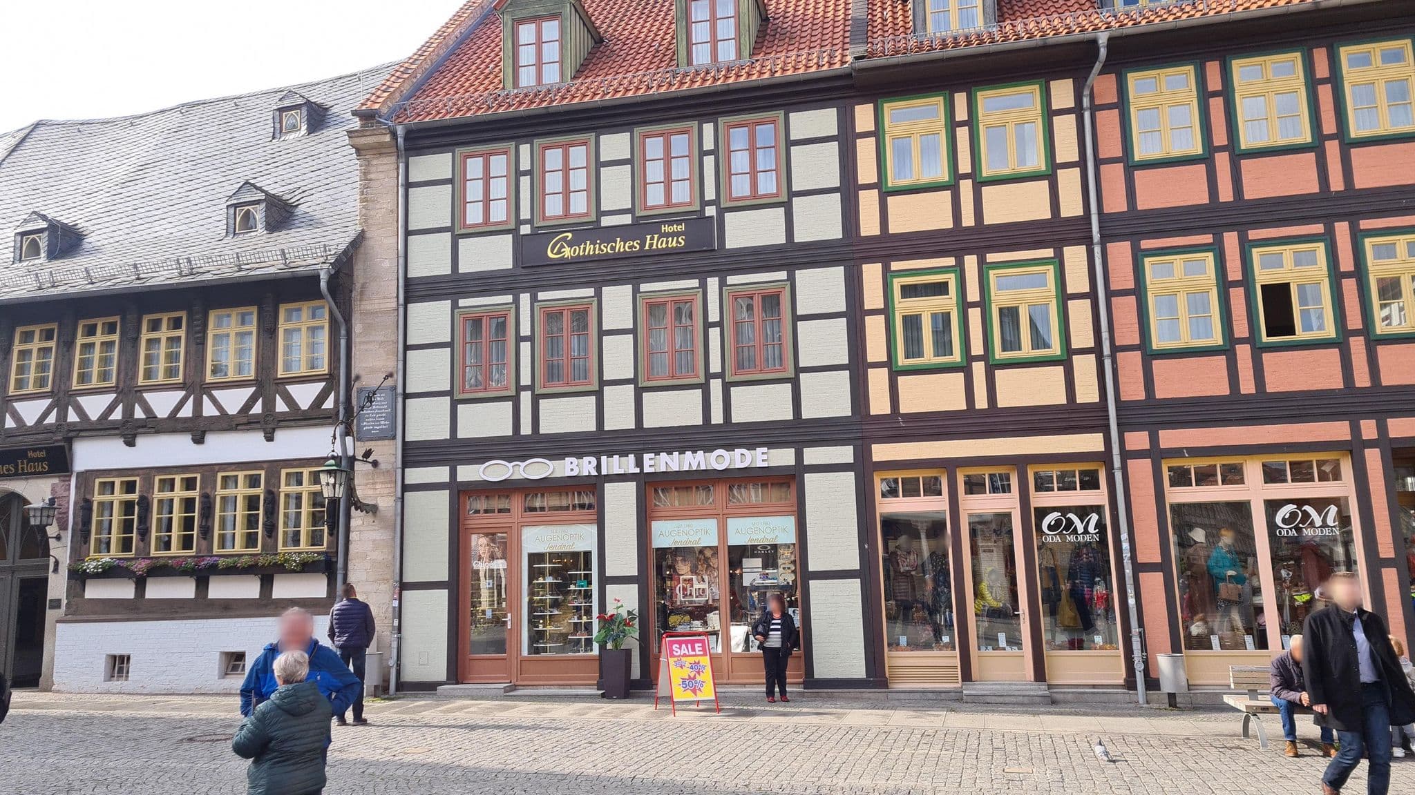 Street view near Hotel & Restaurant "Weißer Hirsch", Wernigerode — © peterneubauer (CC BY-SA · Mapillary)