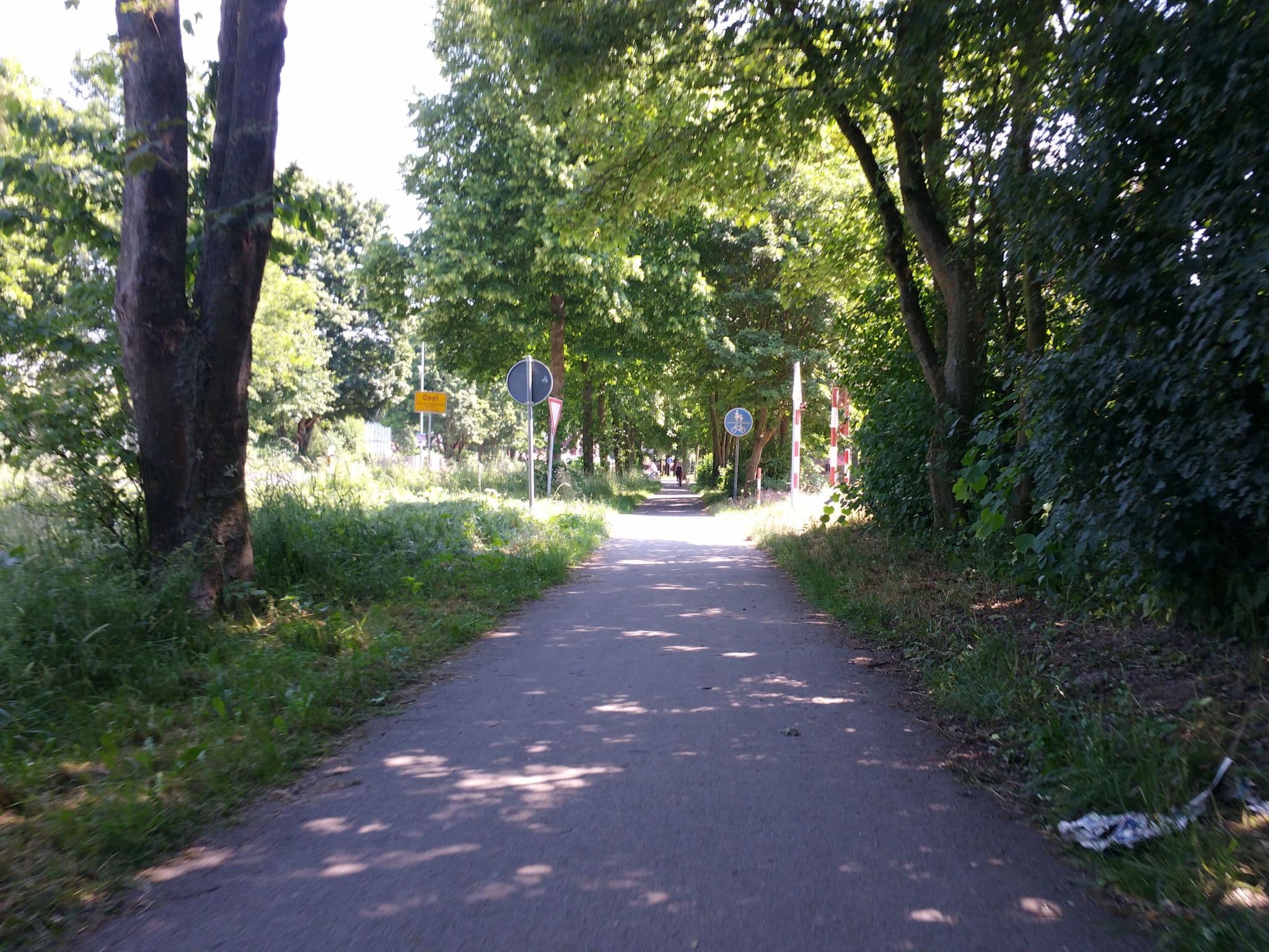 Street view near Wohnmobilstellplatz Niers-Perle-Oedt, Grefrath — © metdefiets (CC BY-SA · Mapillary)