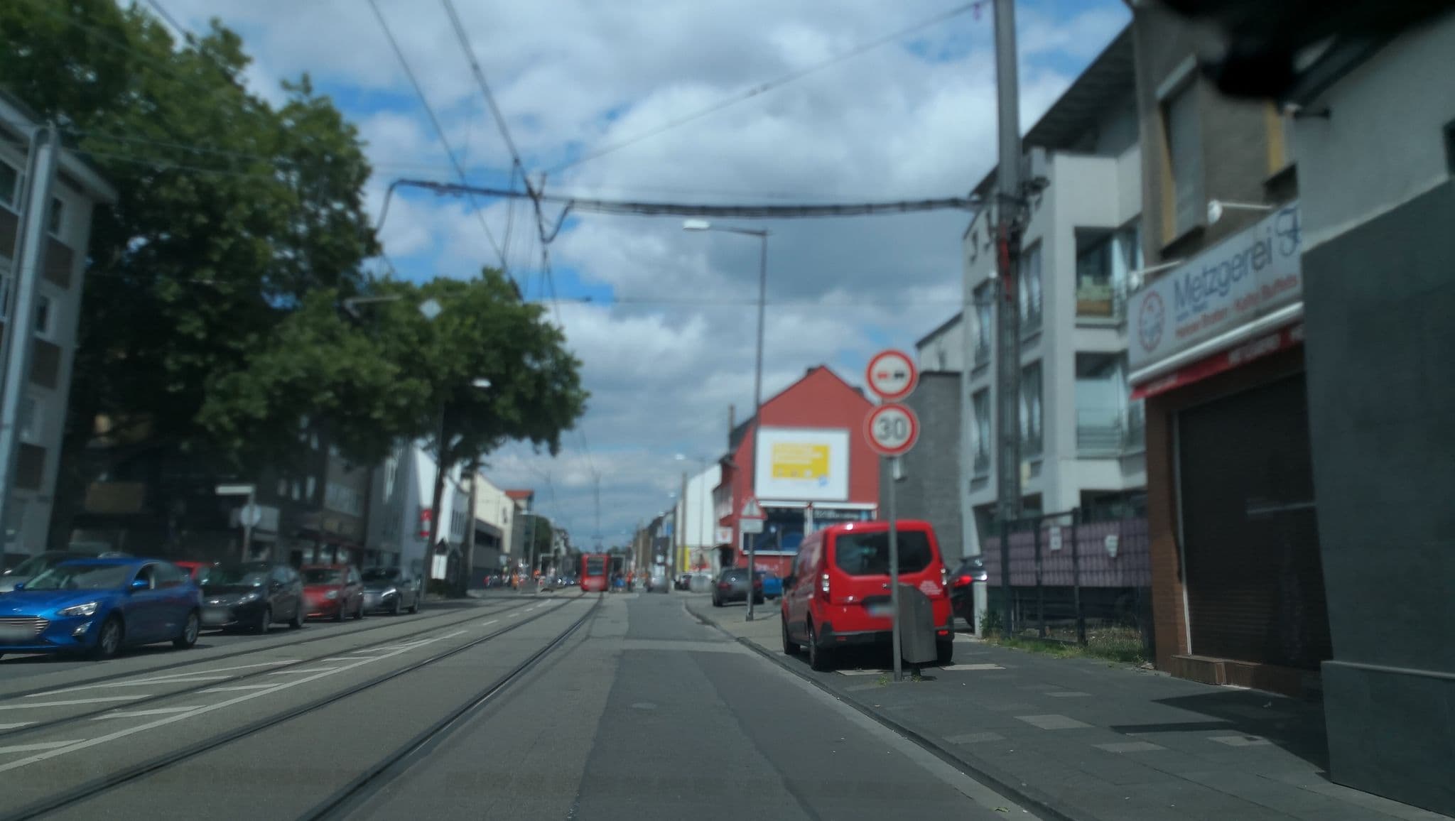 Street view near Hotel Lindenhof, Bilderstöckchen — © diamantmapper (CC BY-SA · Mapillary)