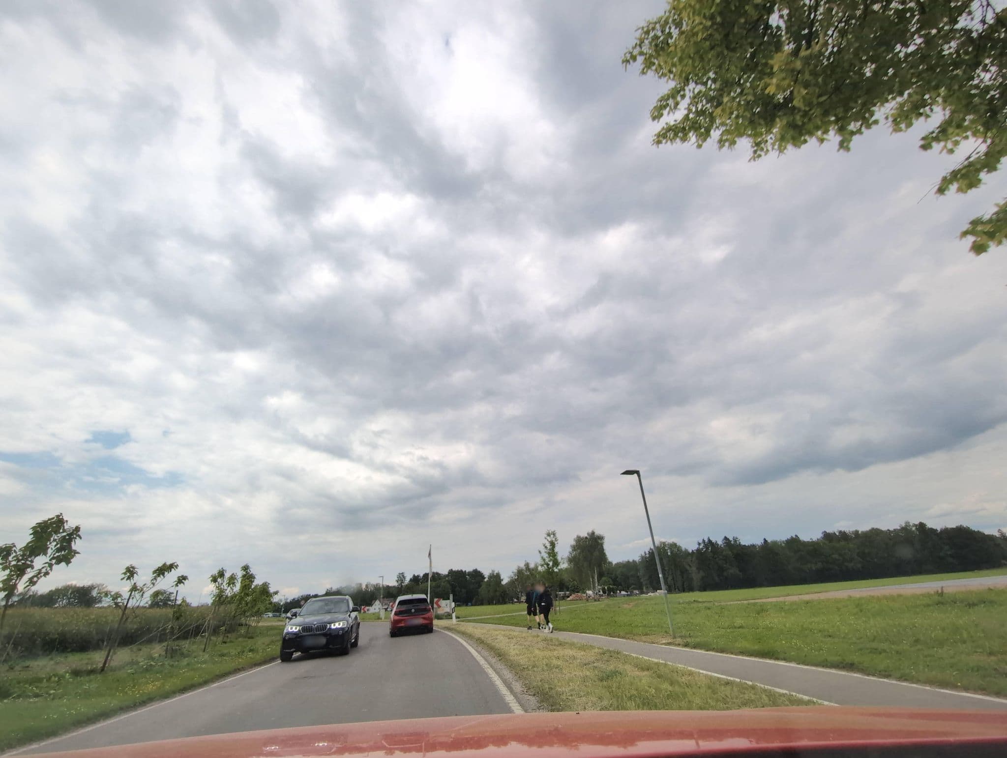 Street view near Landhaus Vier Jahreszeiten, Eriskirch — © mcliquid (CC BY-SA · Mapillary)