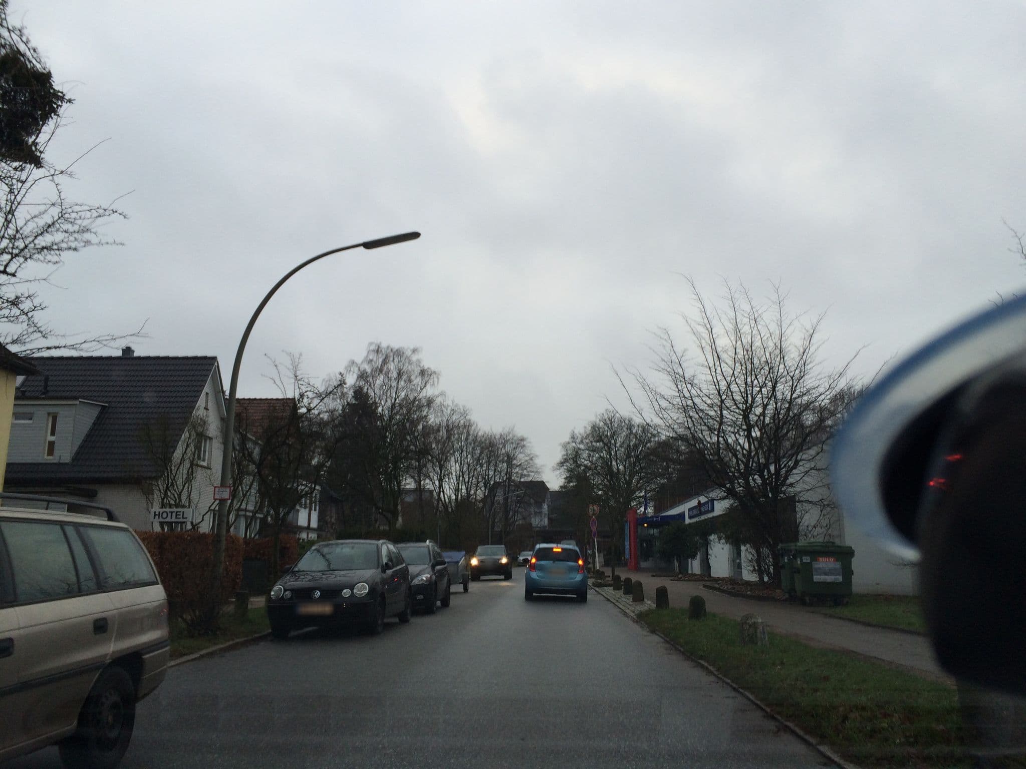Street view near Hotel-Pension Gabriele Wiechmann, Blankenese — © chuck (CC BY-SA · Mapillary)