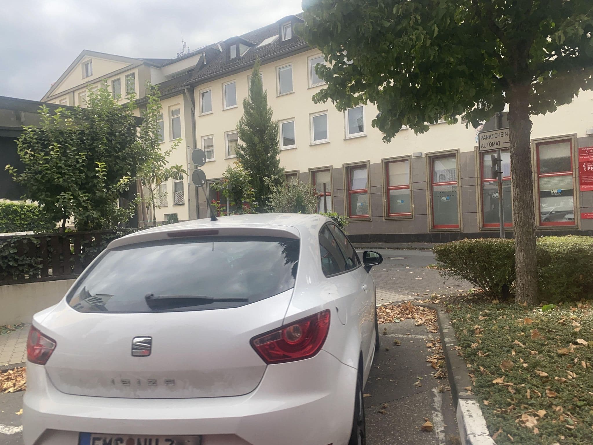 Street view near Hotel Restaurant Ariston, Lahnstein — © troher15 (CC BY-SA · Mapillary)