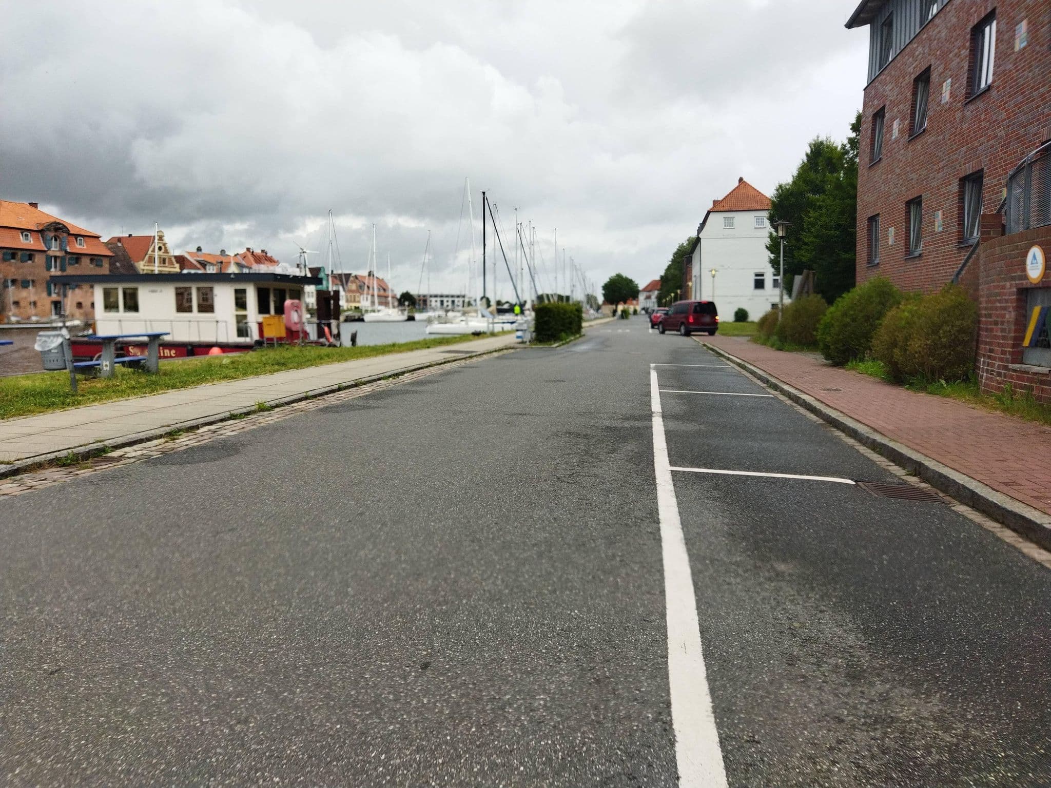 Street view near DJH Jugendherberge Glückstadt, Glückstadt — © changchun1 (CC BY-SA · Mapillary)