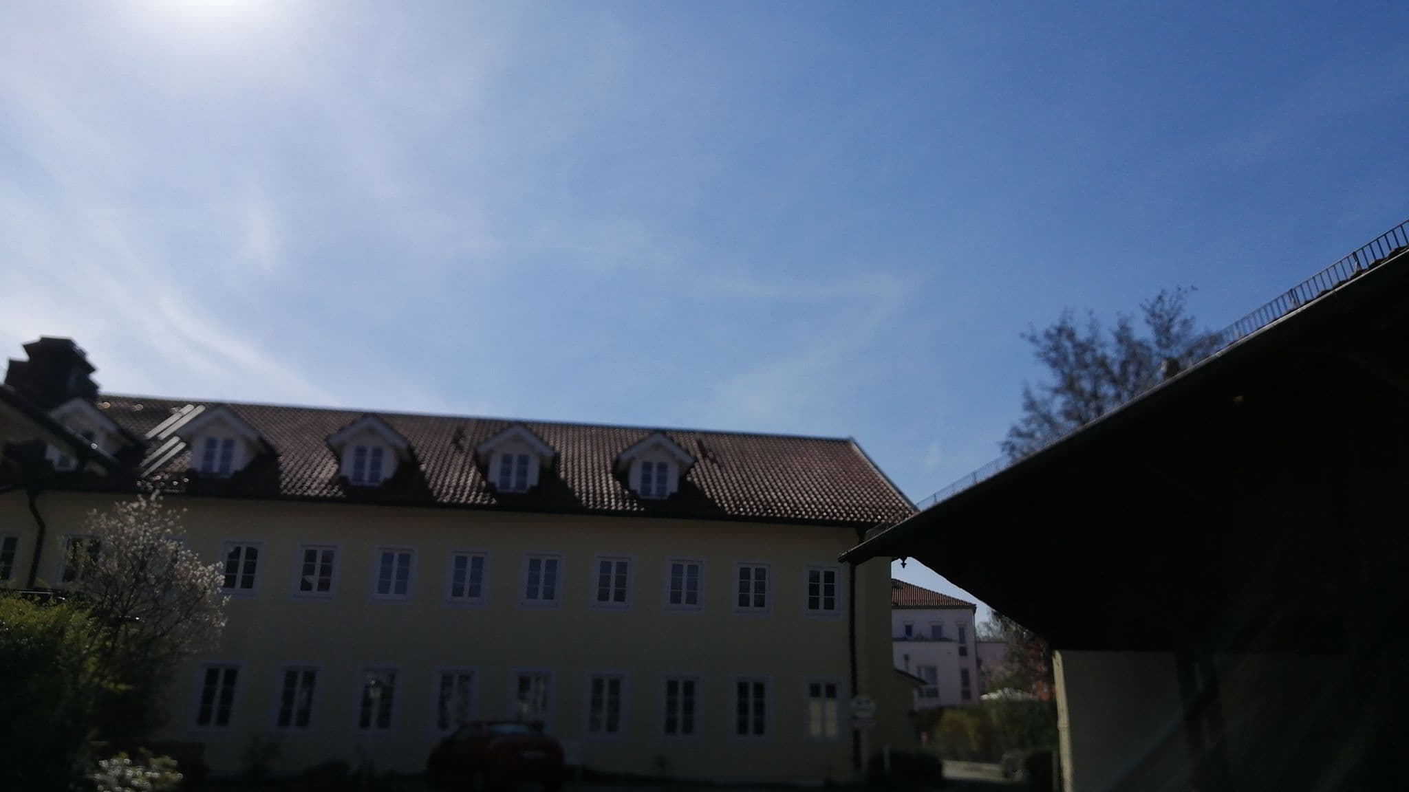 Street view near Limmerhof, Taufkirchen — © jpmw (CC BY-SA · Mapillary)