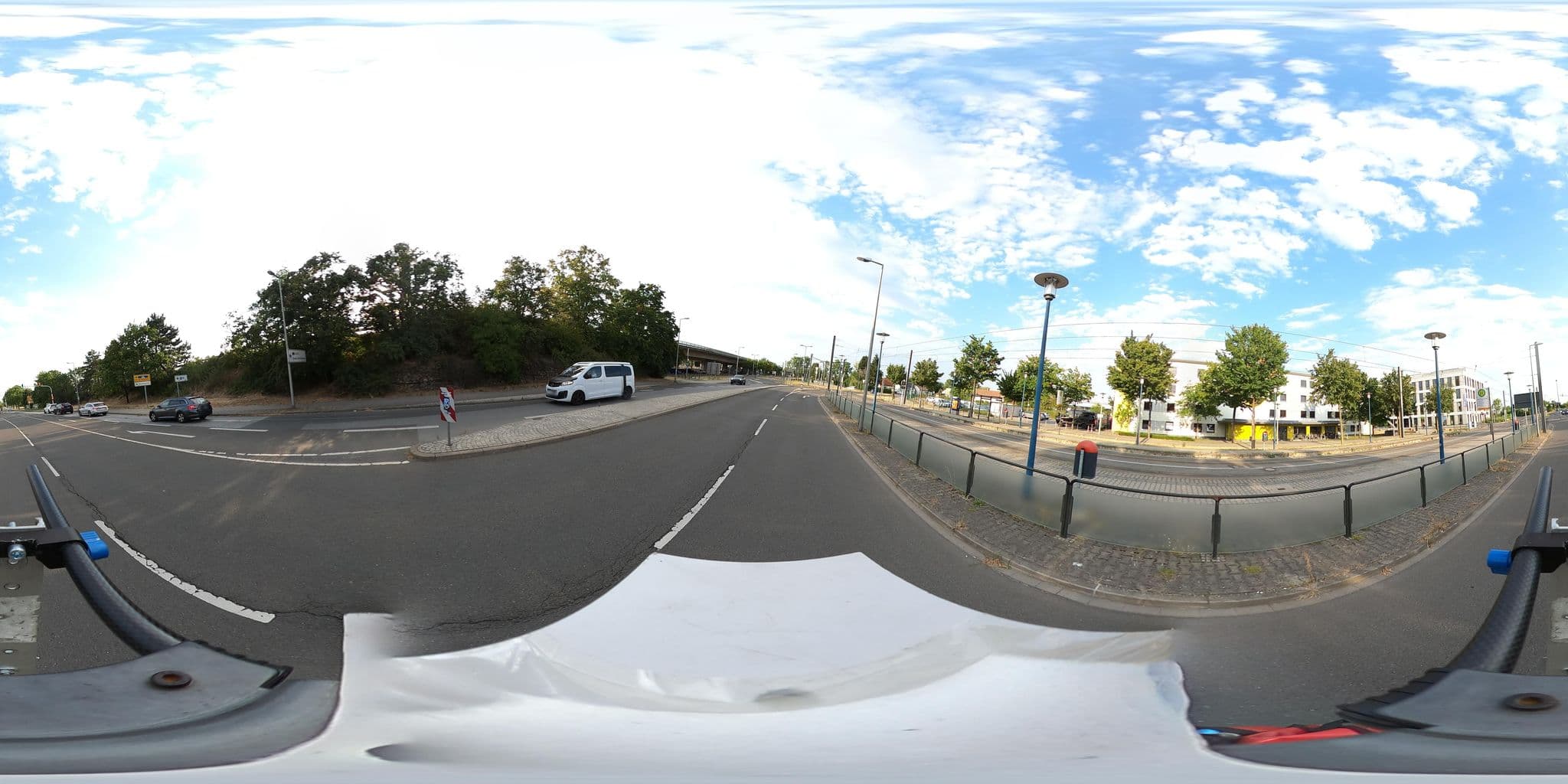 Street view near B&B Hotel, Ilvesheim — © wegavision (CC BY-SA · Mapillary)