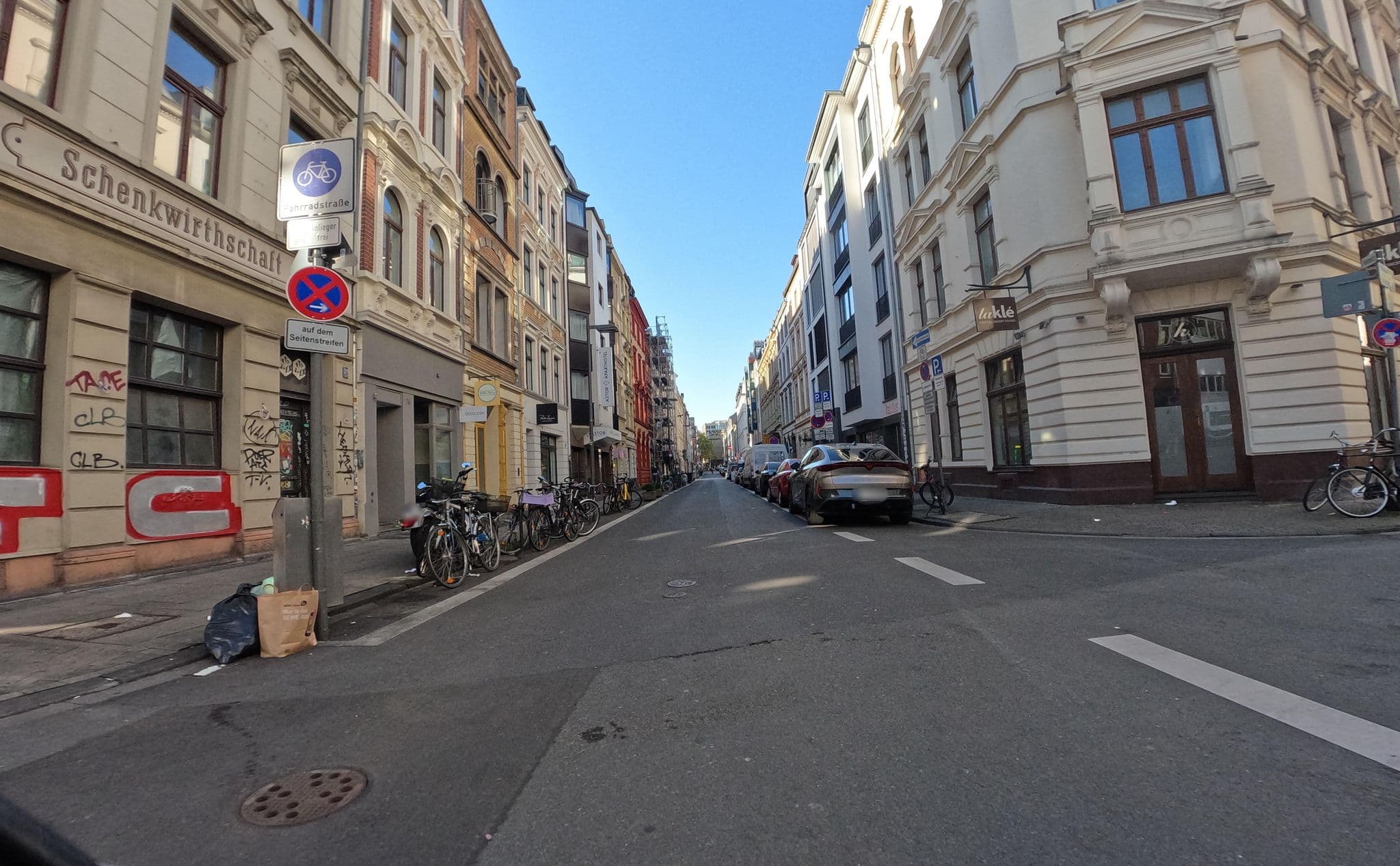 Street view near Astor Aparthotel, Köln — © countzero5 (CC BY-SA · Mapillary)