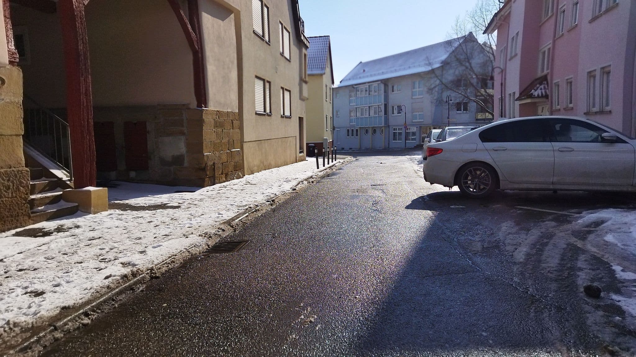 Street view near Gästehaus Sieglinde, Neckarsulm — © changchun1 (CC BY-SA · Mapillary)