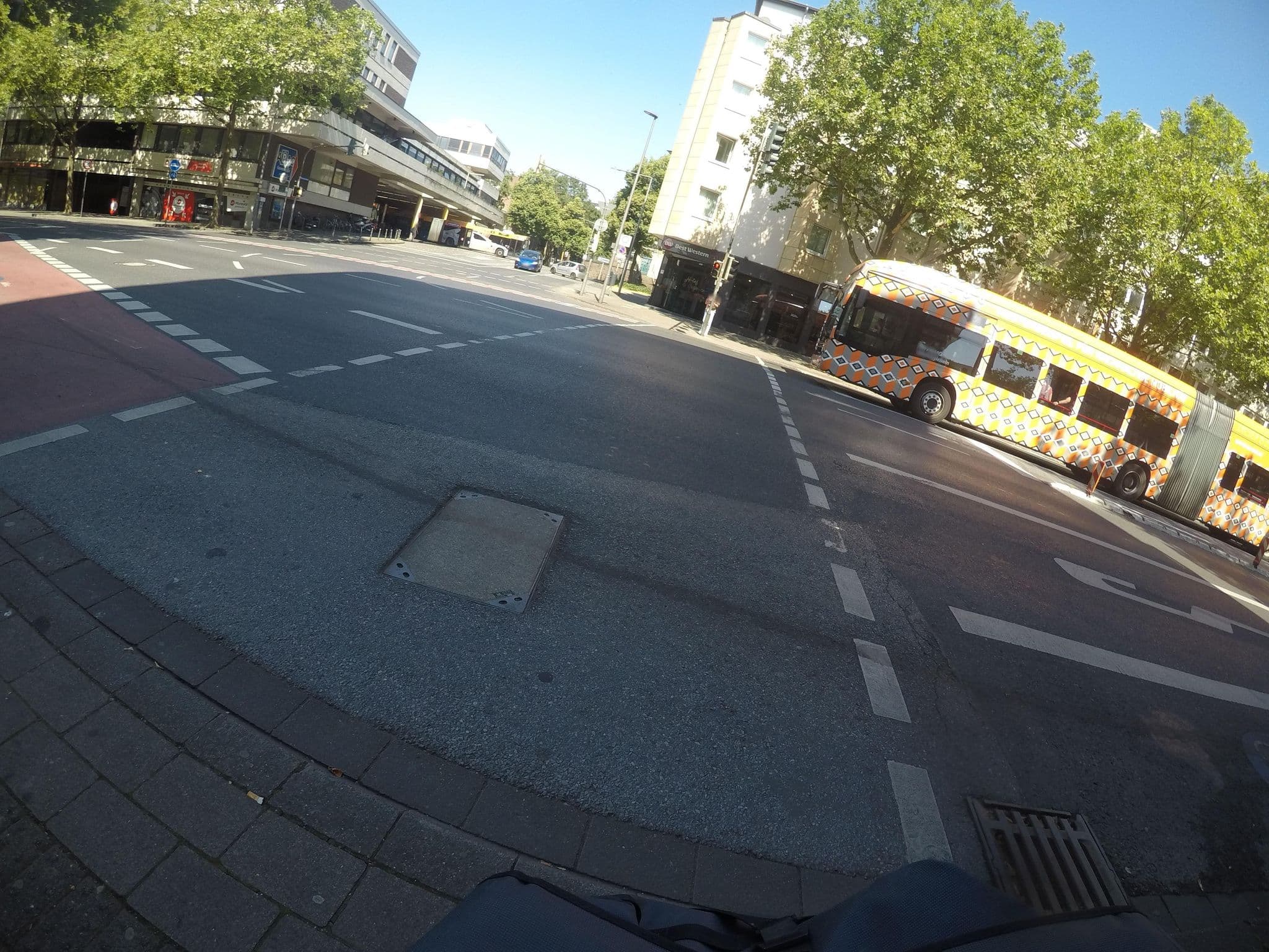 Street view near Best Western Plus Hotel Regence, Aachen — © mfa (CC BY-SA · Mapillary)