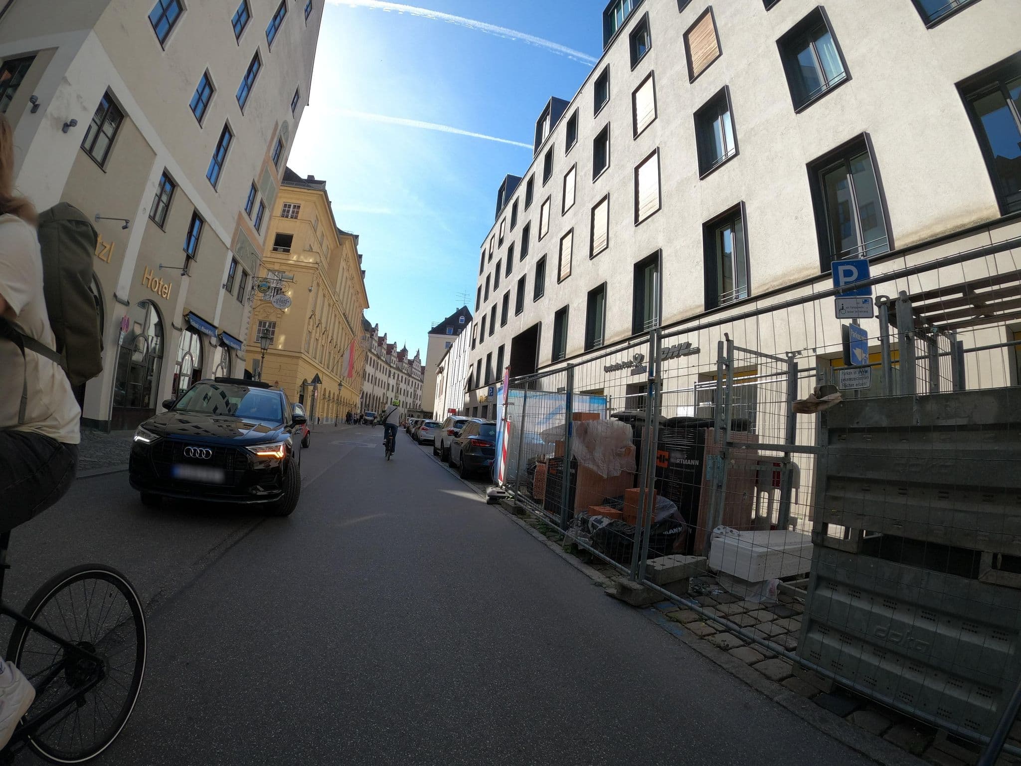 Street view near Platzl Hotel, Munich