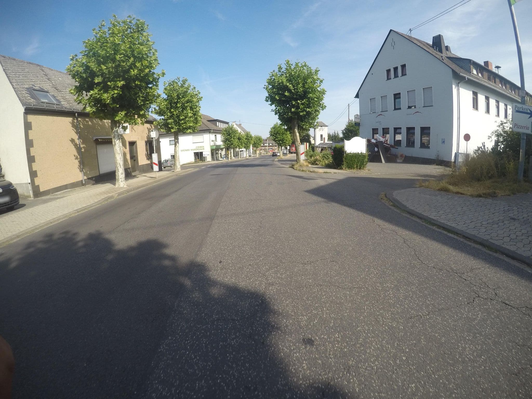Street view near Hotel Laacher Lay, Mendig — © mfa (CC BY-SA · Mapillary)