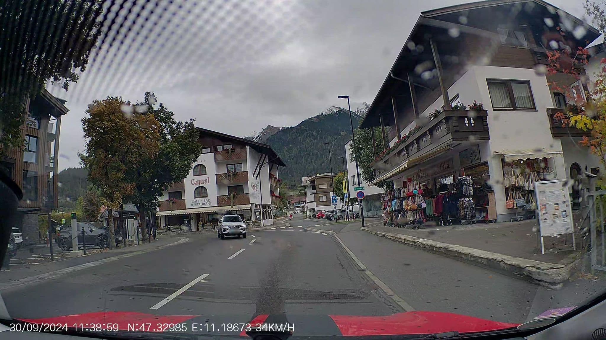 Street view near Appartements Kirchmair, Seefeld in Tirol — © AR88 (CC BY-SA · Mapillary)