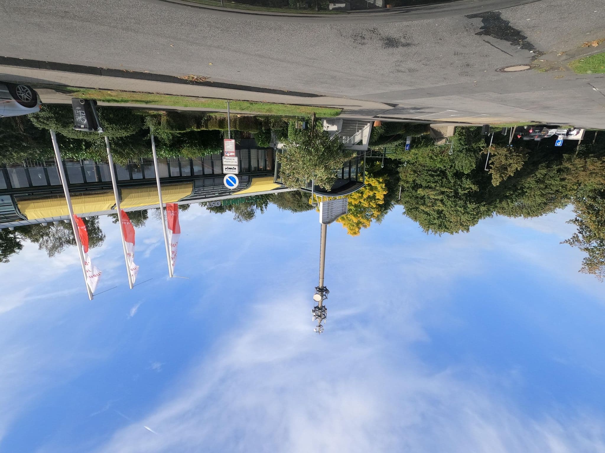 Street view near Raststätte Hünxe Ost, Hünxe — © uwekoch (CC BY-SA · Mapillary)