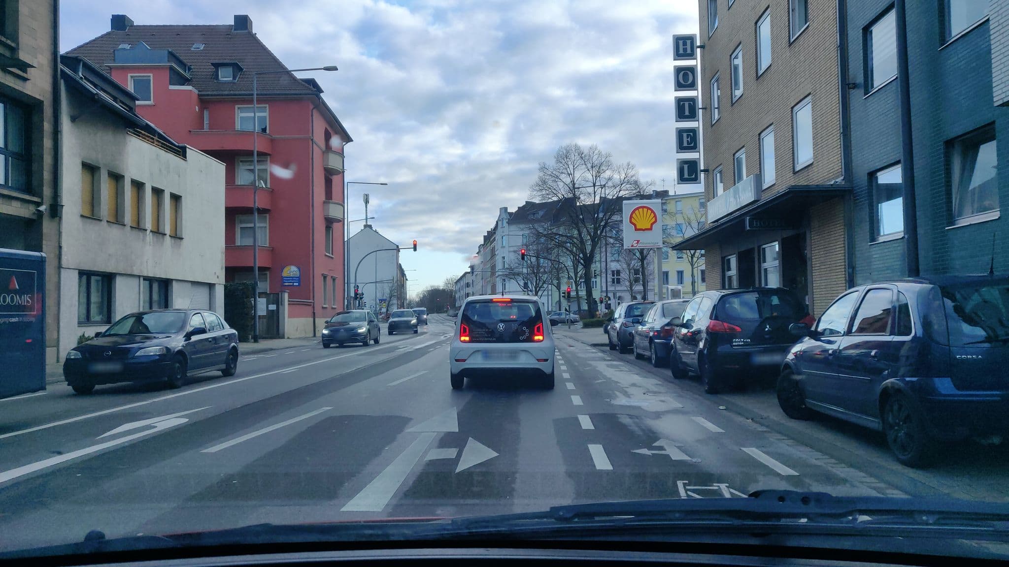 Street view near Hotel Brabant, Aachen — © bdroege (CC BY-SA · Mapillary)