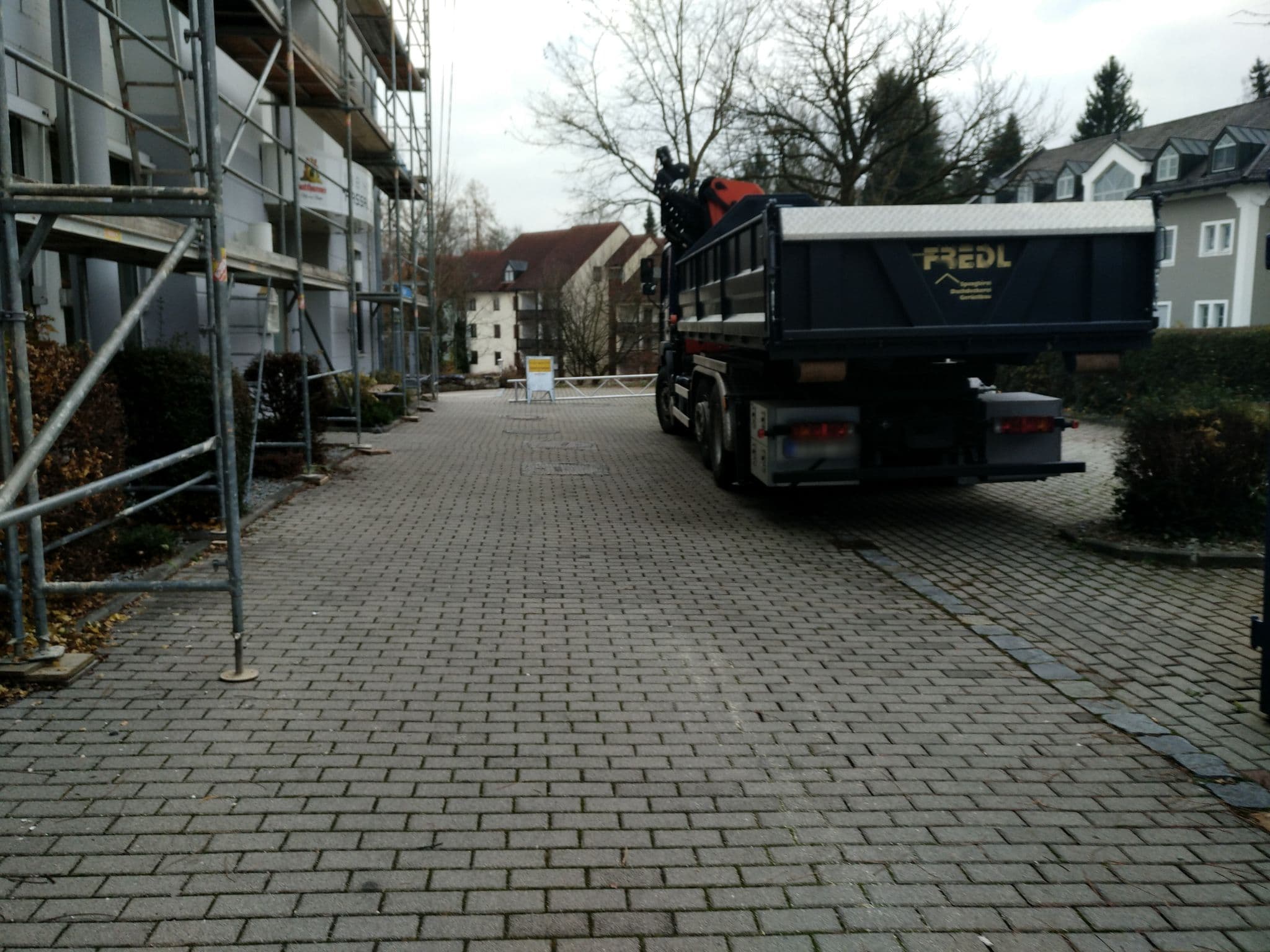 Street view near B&B Hotel Passau Süd, Passau — © aceini (CC BY-SA · Mapillary)