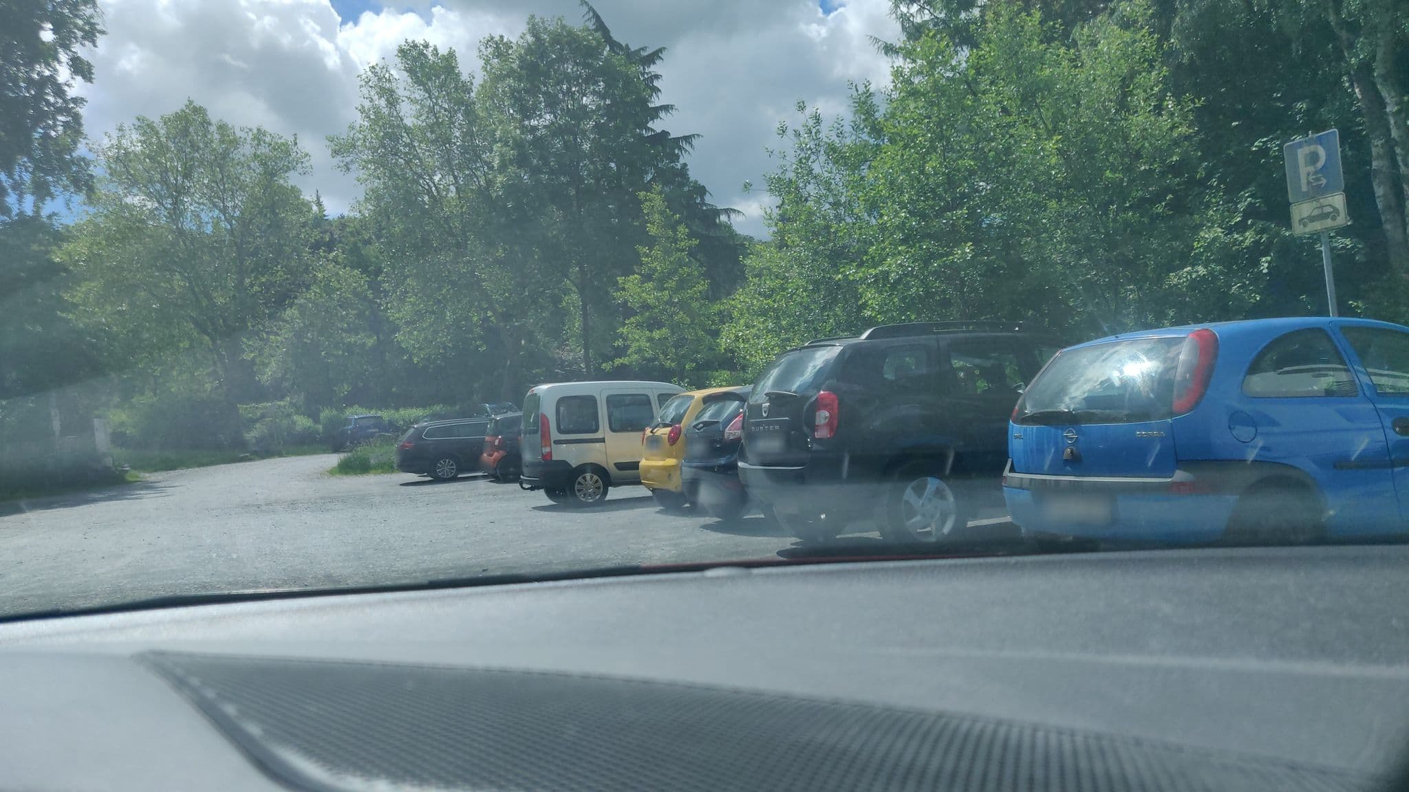 Street view near WoMo Stellplatz unter Saubrücke, Velbert — © mighty_eighty (CC BY-SA · Mapillary)