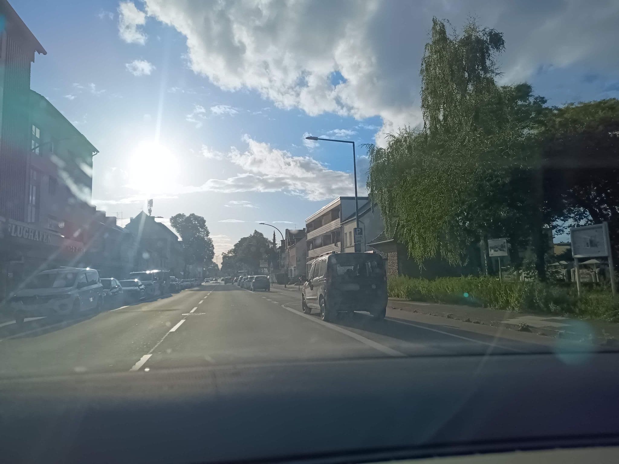 Street view near &REPEAT Köln Airport, Wahn-Heide — © zuse (CC BY-SA · Mapillary)