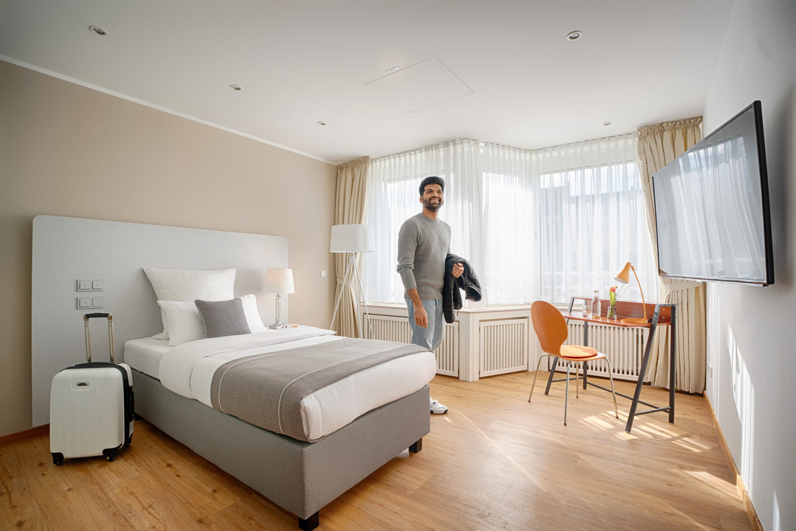 Am Brinkerplatz, Hotel, Überruhr-Holthausen