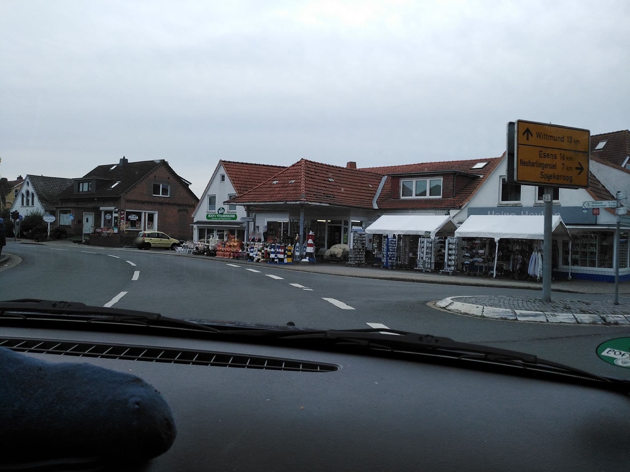 Street view near Aparthotel Harleblick, Neuharlingersiel