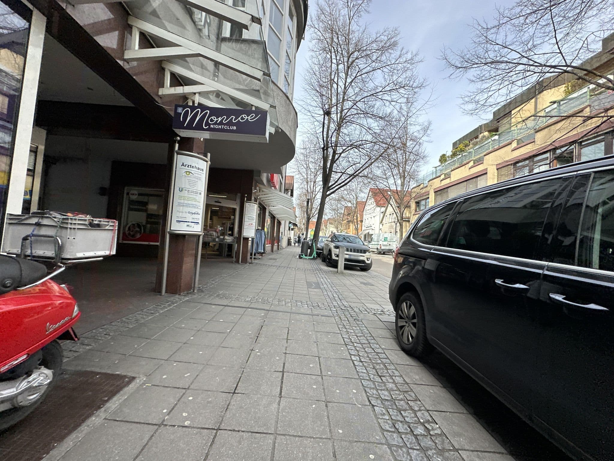 Street view near Cityhotel Feuerbach, Stuttgart Feuerbach — © quickness805 (CC BY-SA · Mapillary)