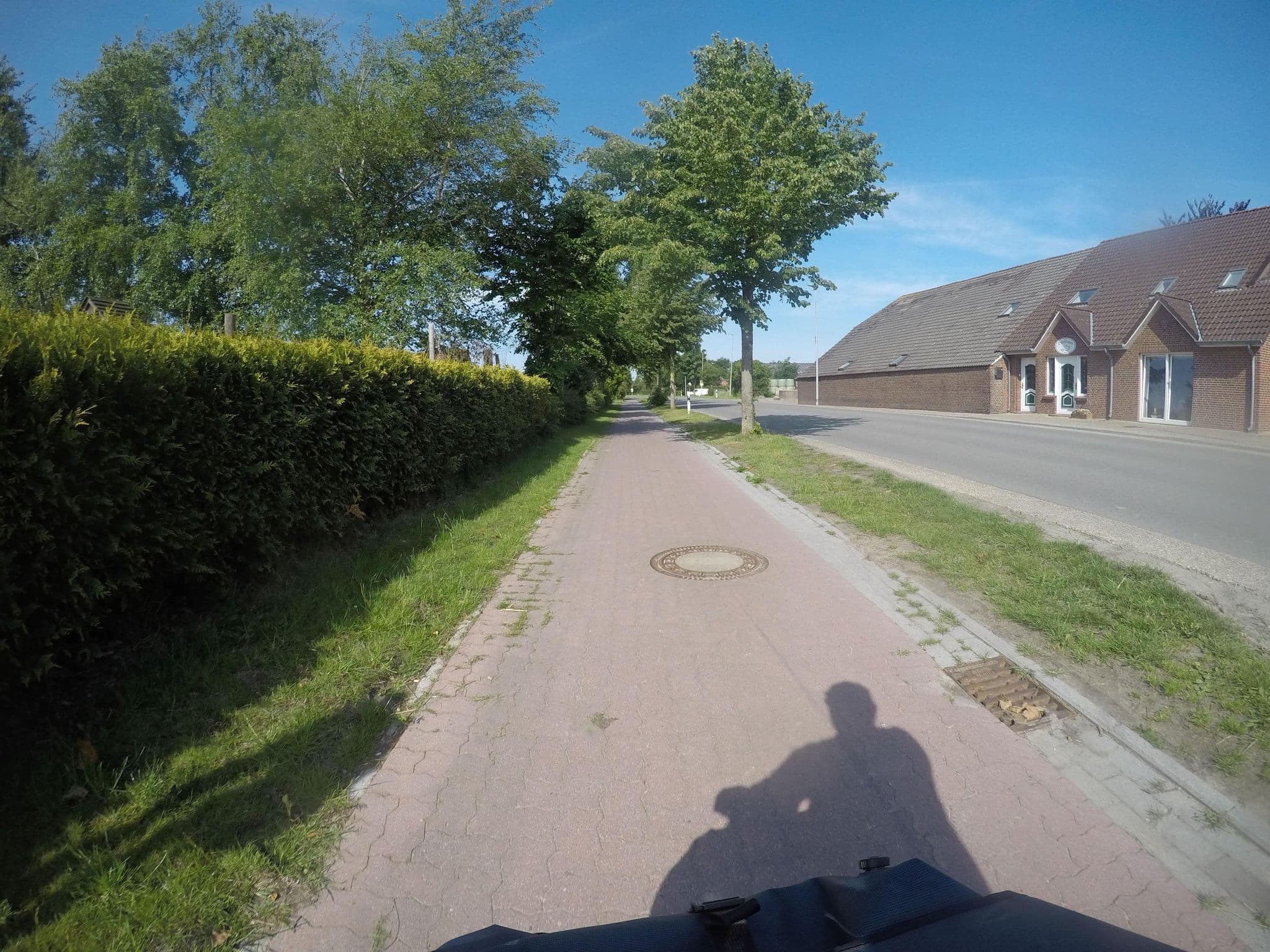 Street view near Ferienhof Wäcken, Berumbur — © mfa (CC BY-SA · Mapillary)