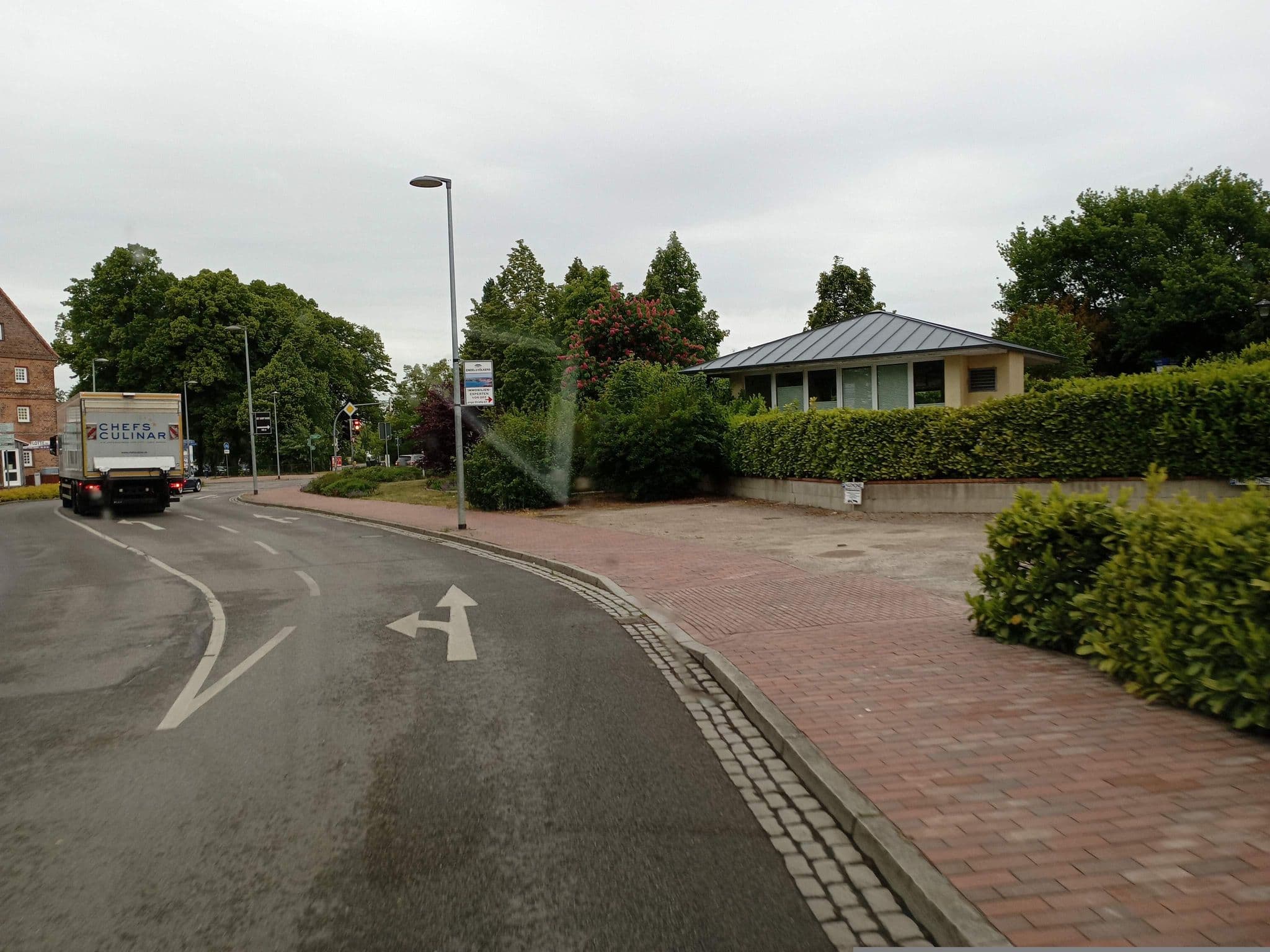 Street view near Hotel Harmonie, Waren — © atze02 (CC BY-SA · Mapillary)