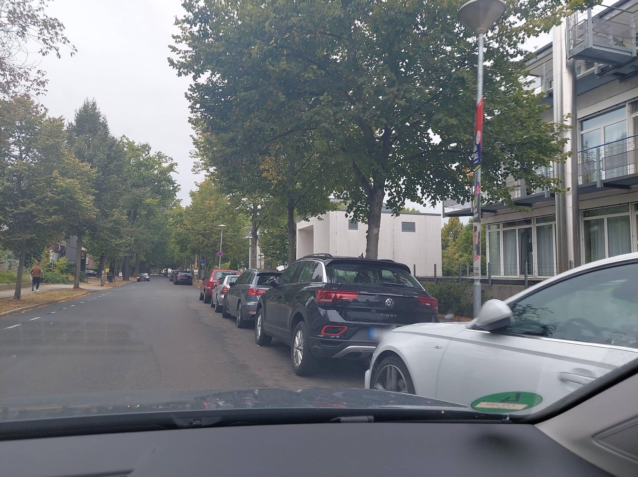 Street view near avendi Hotel am Griebnitzsee, Wannsee — © DBSEV_SBB (CC BY-SA · Mapillary)