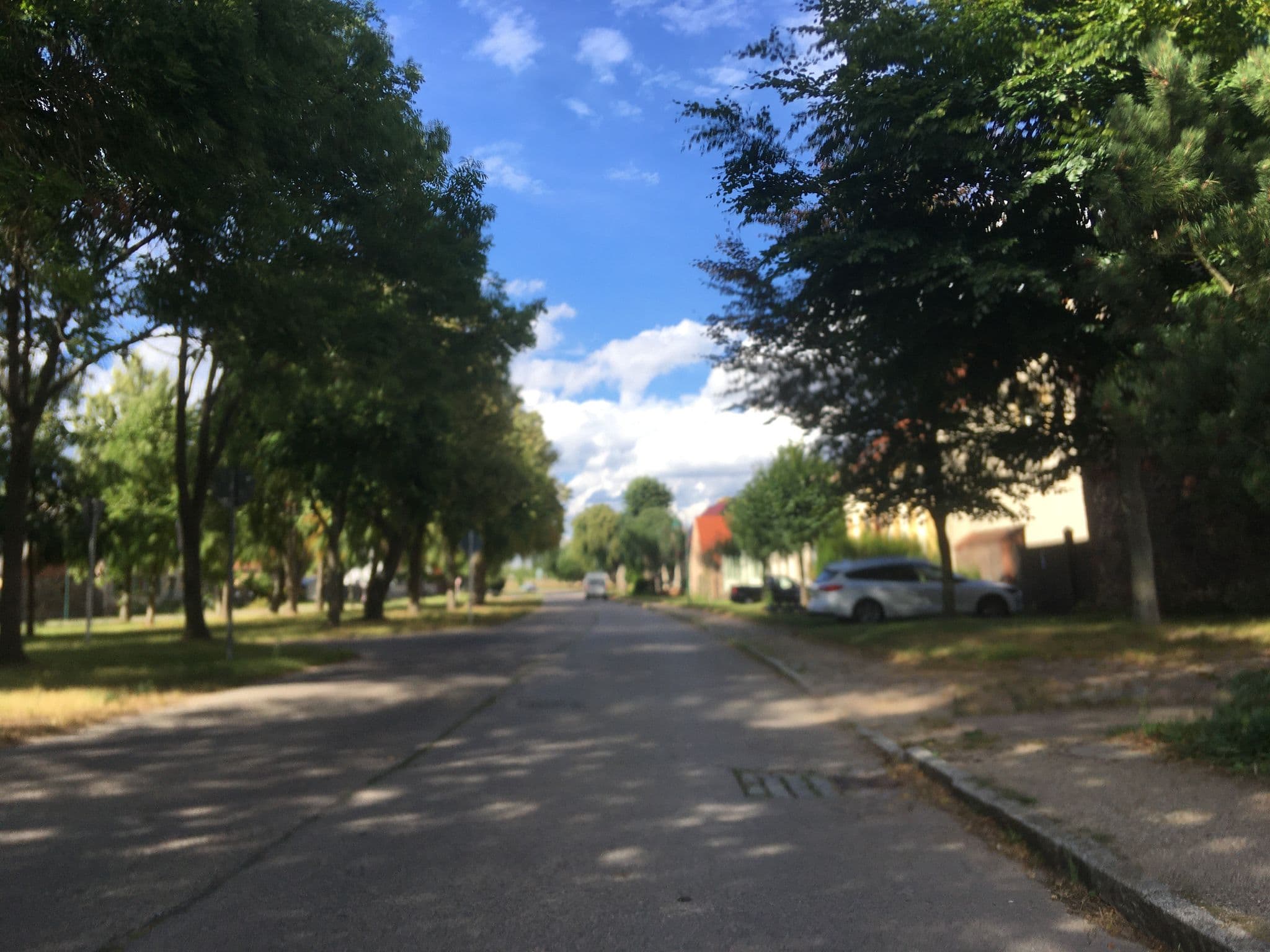 Street view near Bocksche Wirtschaft, Chorin — © carlheinz (CC BY-SA · Mapillary)