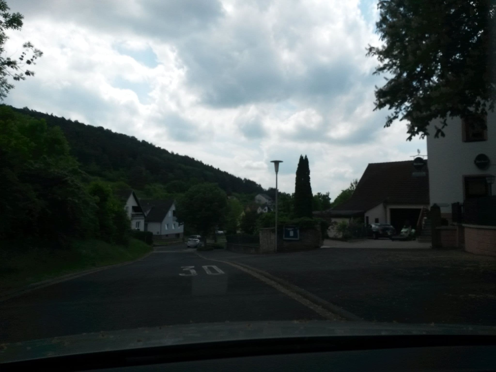 Street view near Bärenburg, Nüdlingen — © rausk (CC BY-SA · Mapillary)
