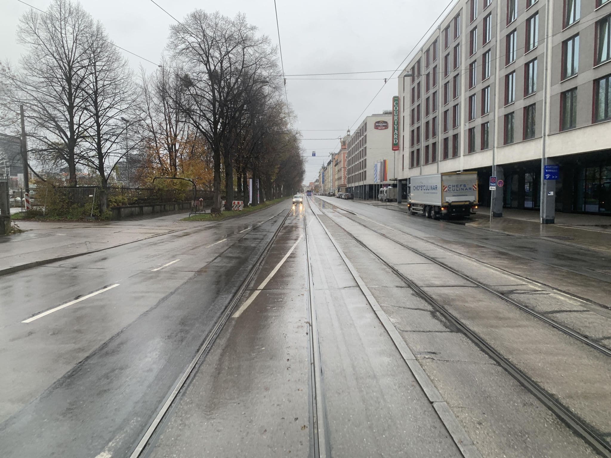 Street view near Motel One München-East Side, Bogenhausen — © robot8a (CC BY-SA · Mapillary)