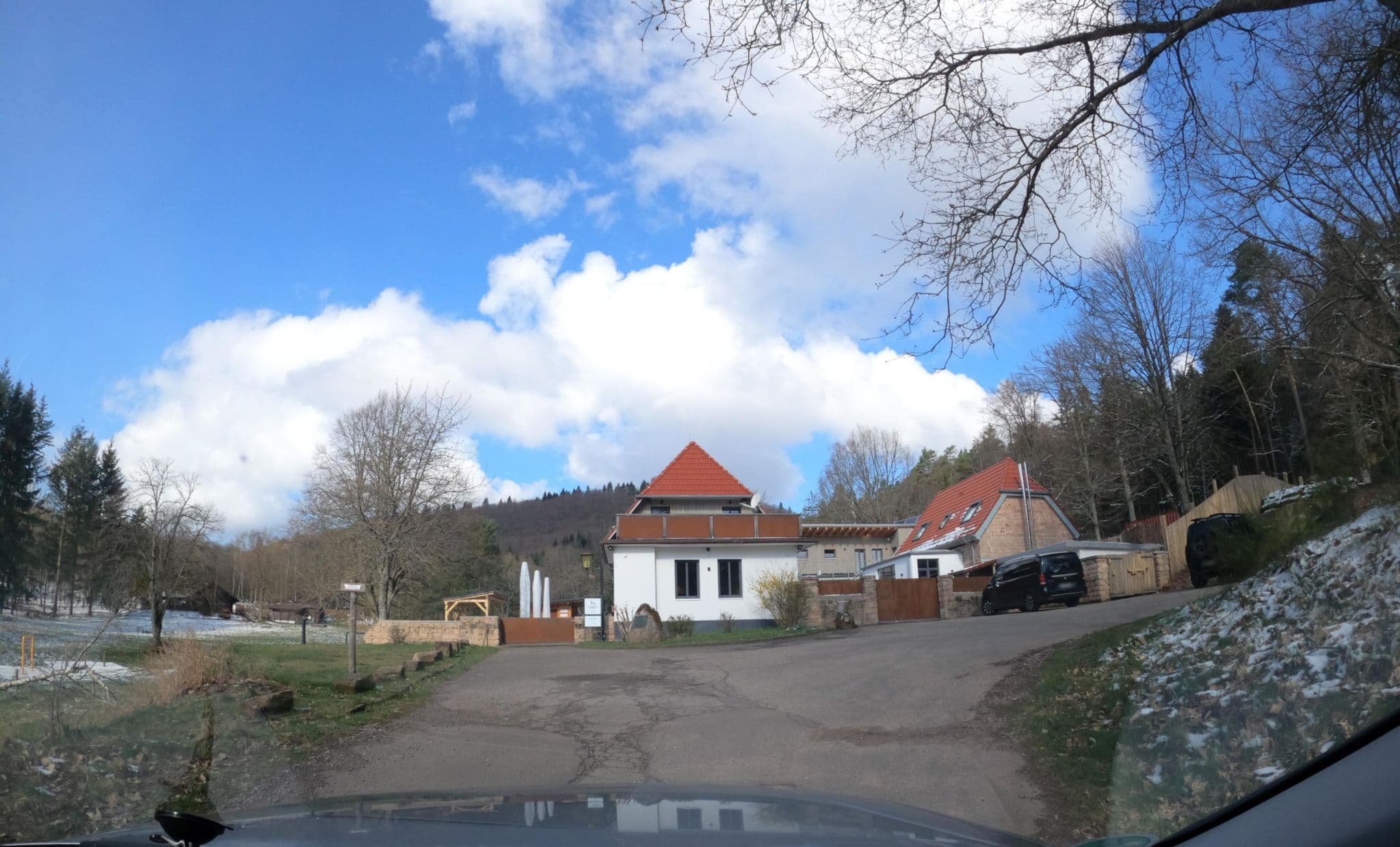 Street view near Schwarzer Fuchs, Wilgartswiesen — © atze02 (CC BY-SA · Mapillary)