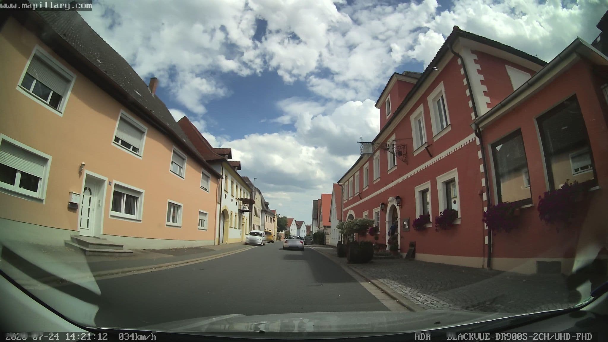 Street view near Gasthof "Grüner Baum", Pommersfelden — © mapcreator (CC BY-SA · Mapillary)