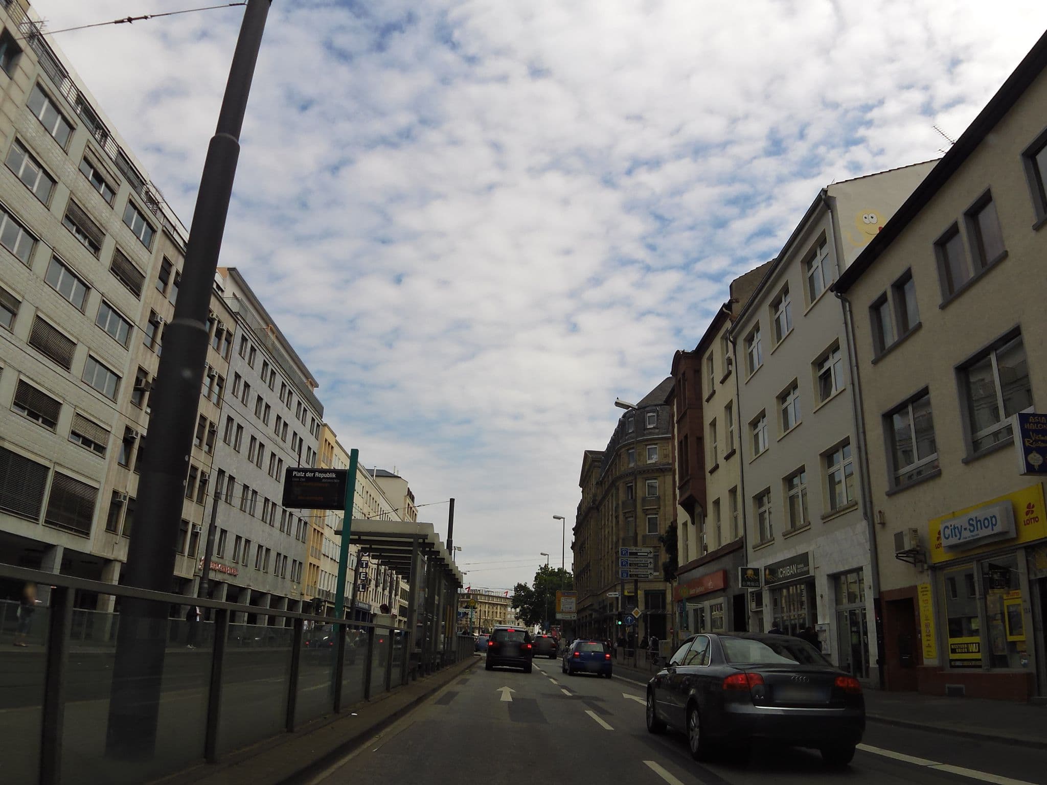 Street view near Mercure Hotel Frankfurt City Messe, Frankfurt am Main